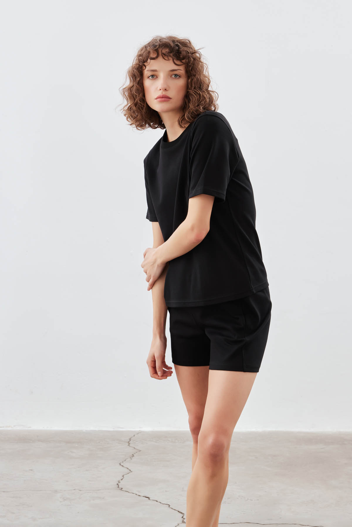 Kadın Pamuklu Kısa Kollu T-shirt