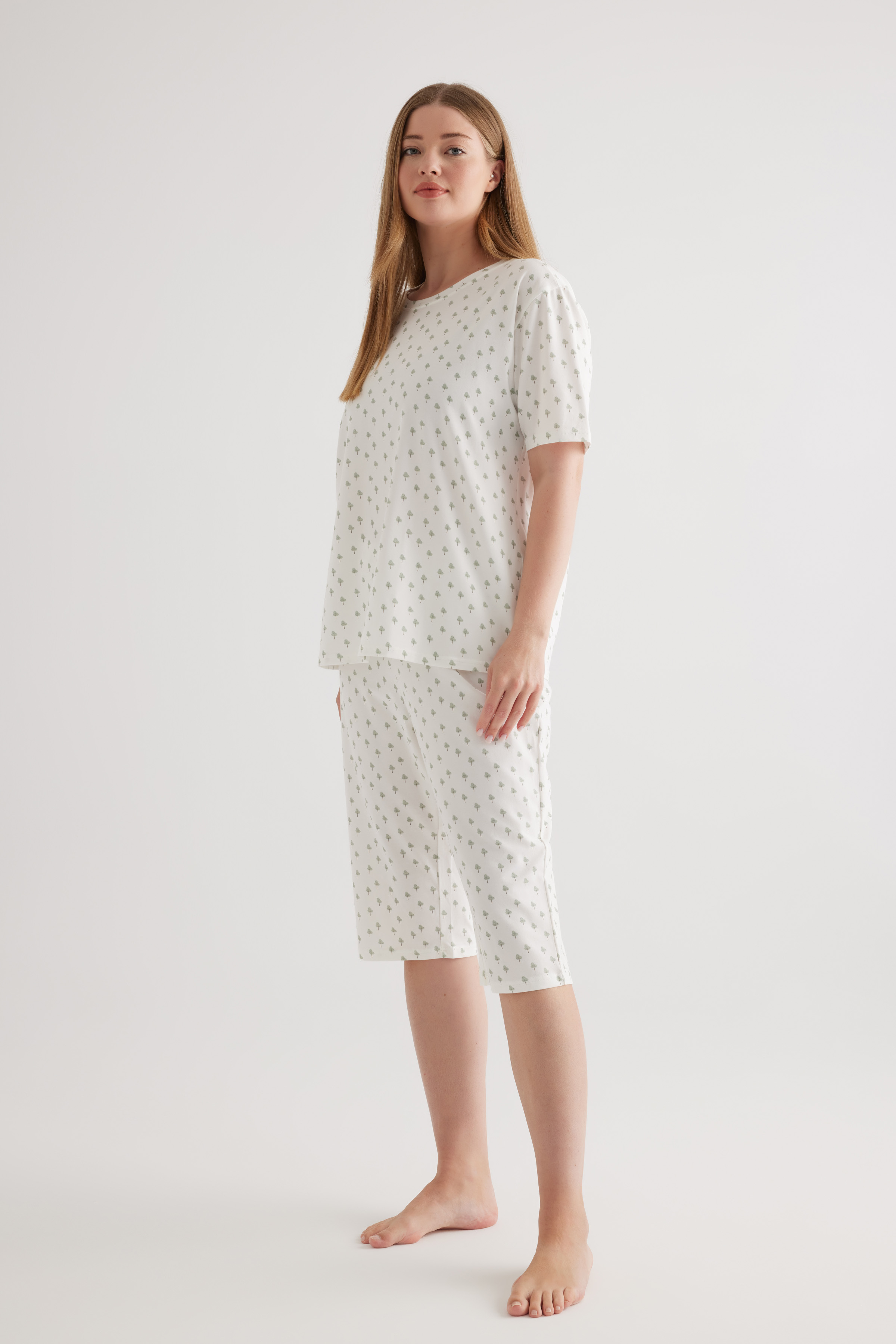 Kadın Plus Size Pamuklu Kısa Kollu Kapri Pijama Takımı