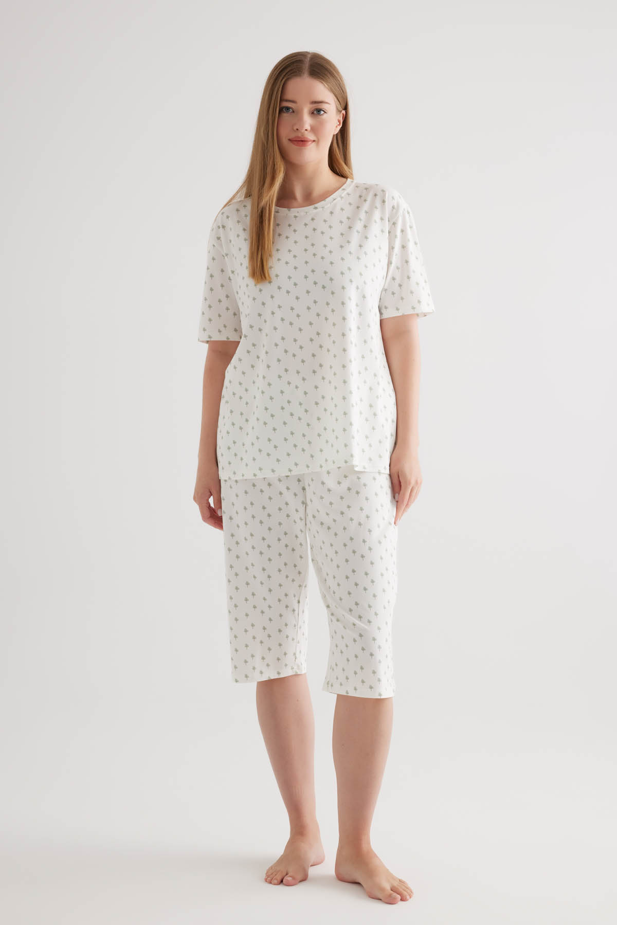 Kadın Plus Size Pamuklu Kısa Kollu Kapri Pijama Takımı