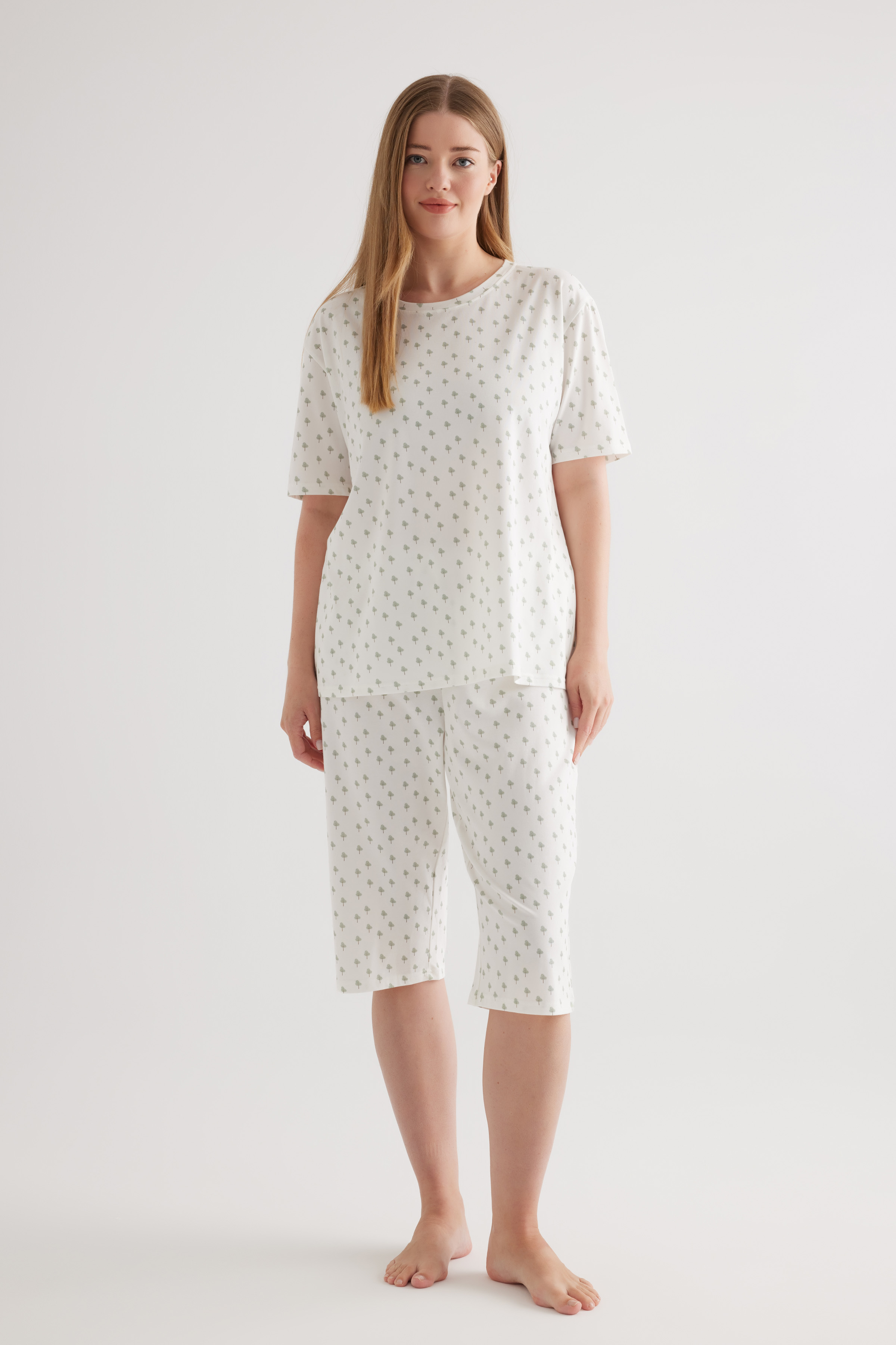 Kadın Plus Size Pamuklu Kısa Kollu Kapri Pijama Takımı