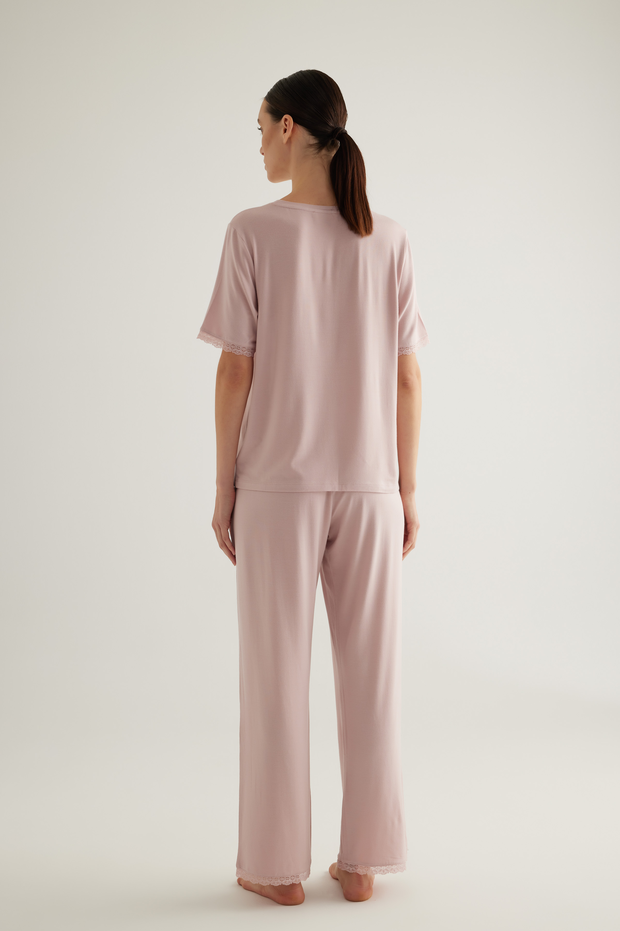 Kadın Viscose Kısa Kollu Dantel Detaylı Pijama Üstü