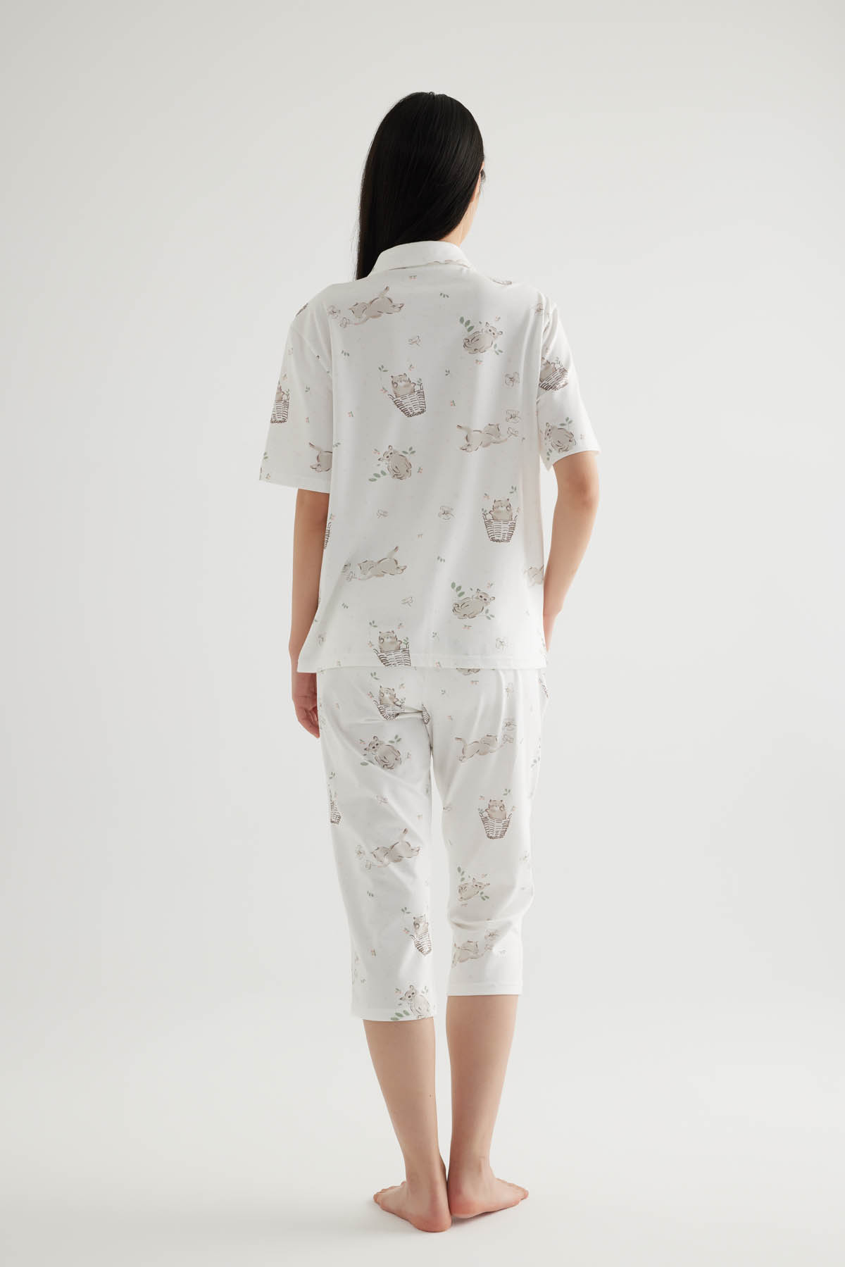 Kadın Pamuklu Kısa Kollu Gömlek Kapri Pijama Takımı