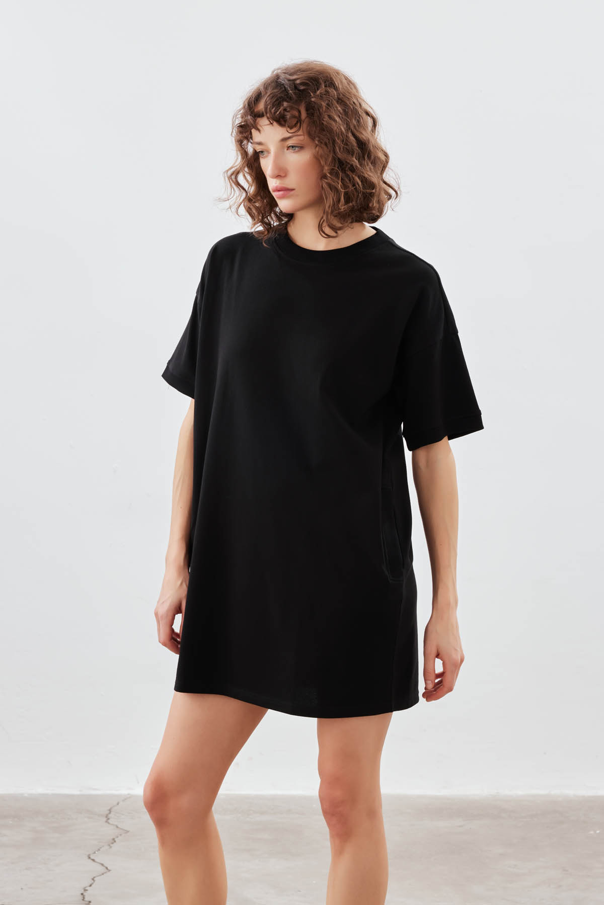 Kadın Pamuklu Pique Cepli Kısa Kollu Elbise