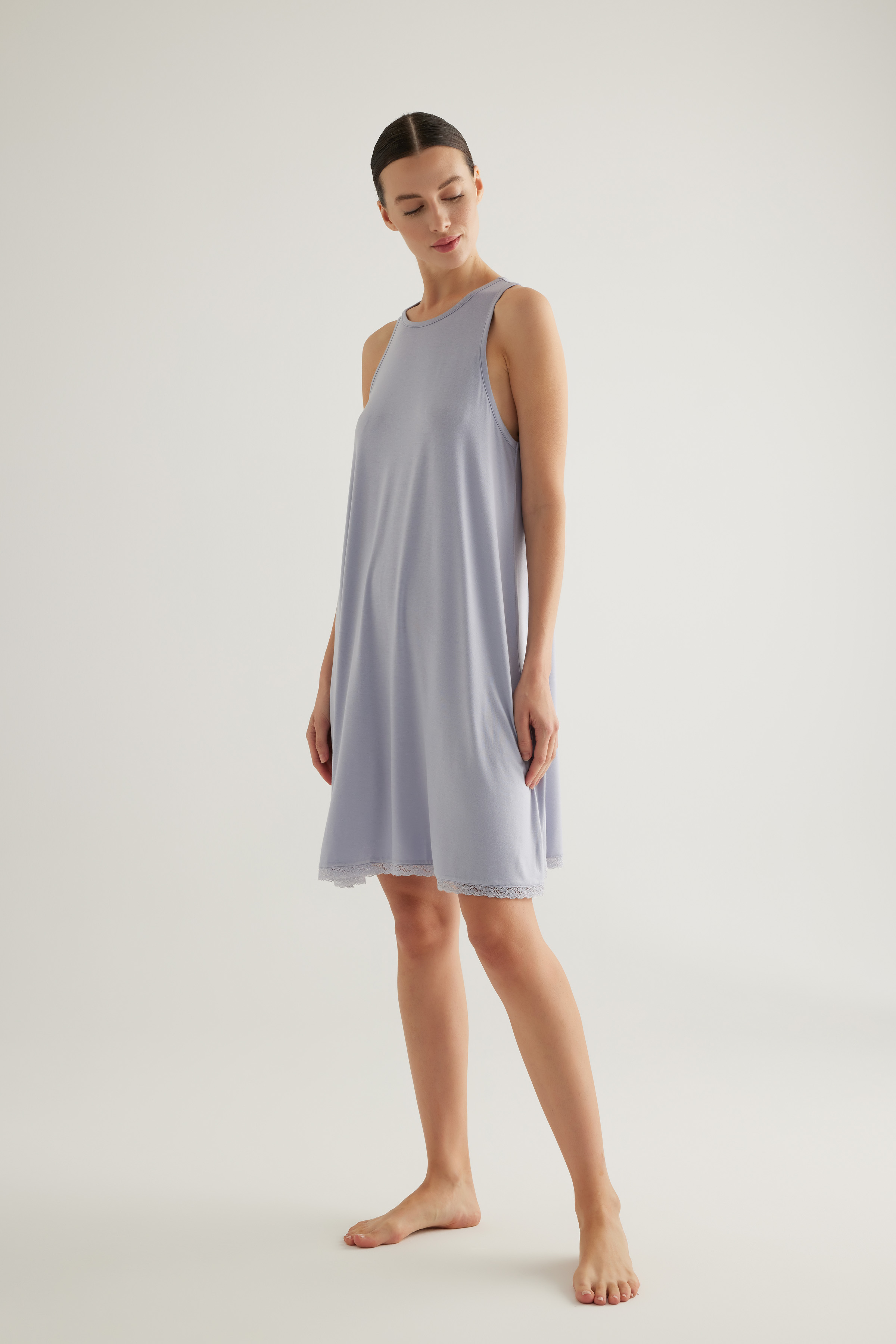 Kadın Viscose Dantel Detaylı Kolsuz Gecelik