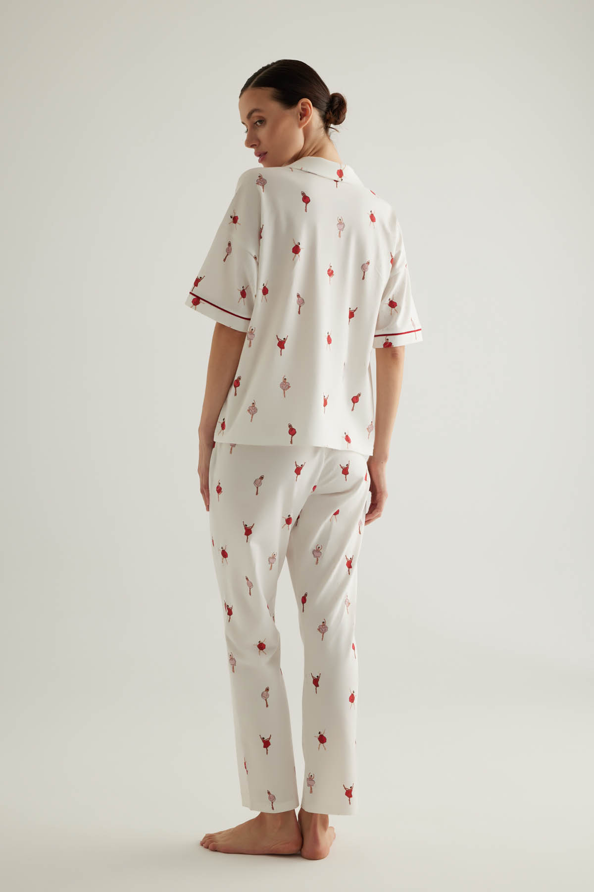 Kadın Pamuklu Kısa Kollu Gömlek Pijama Üstü