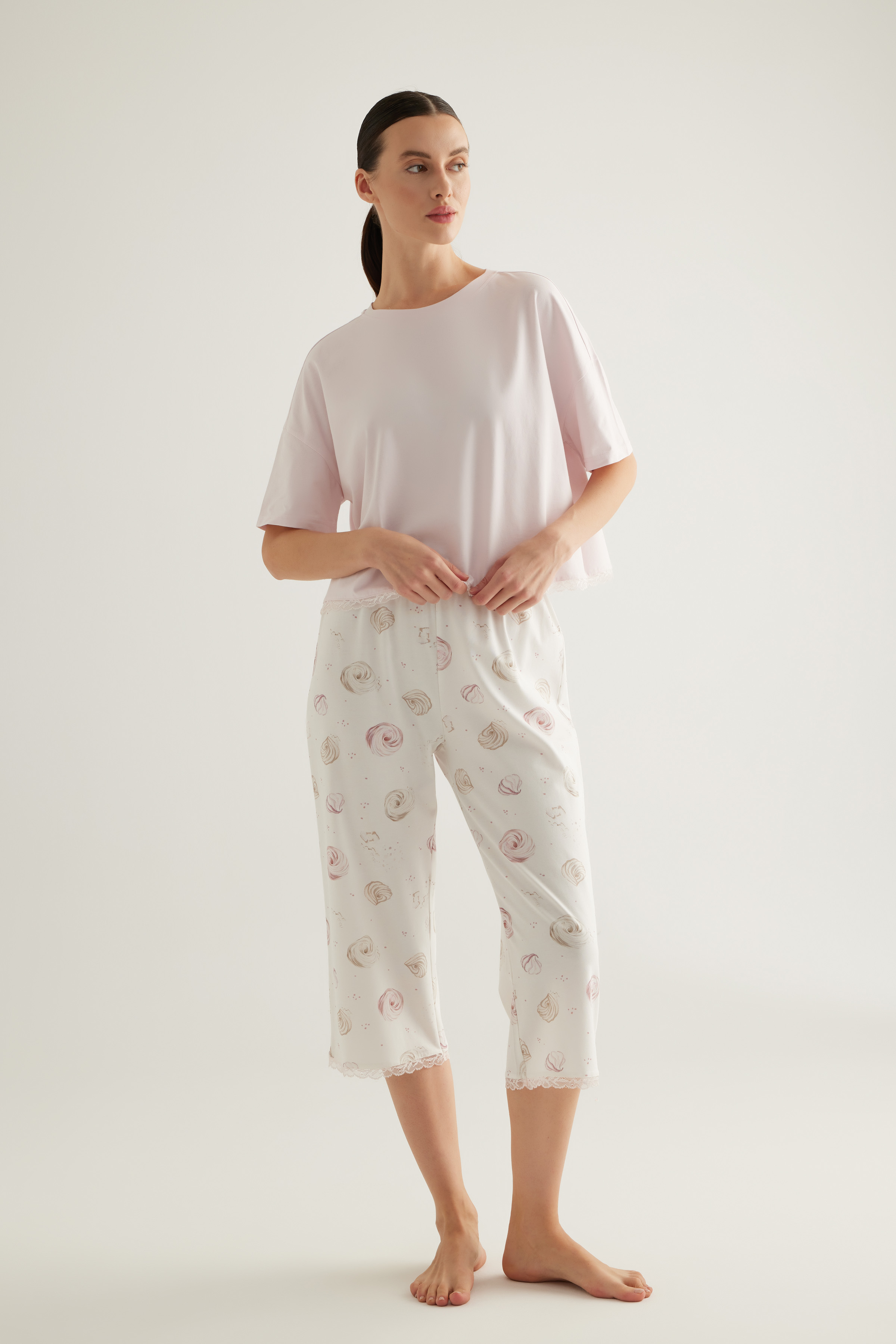 Kadın Pamuklu Kısa Kollu Pijama Üstü