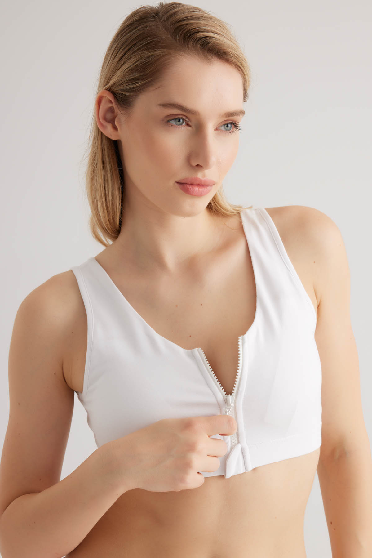 Kadın Pamuklu Önden Fermuarlı Pedli Bralet