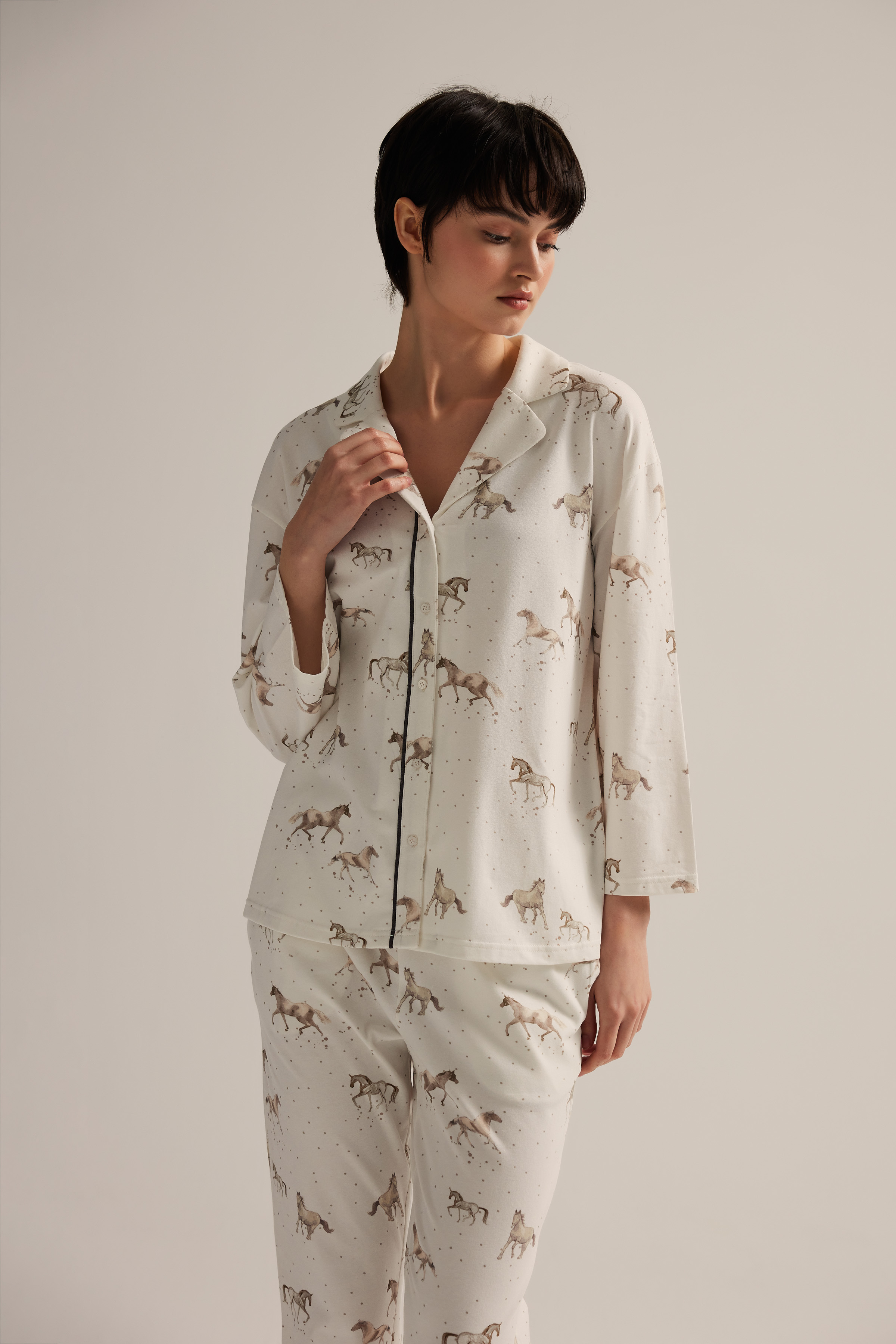 Kadın Pamuklu Uzun Kollu Gömlek Pijama Üstü