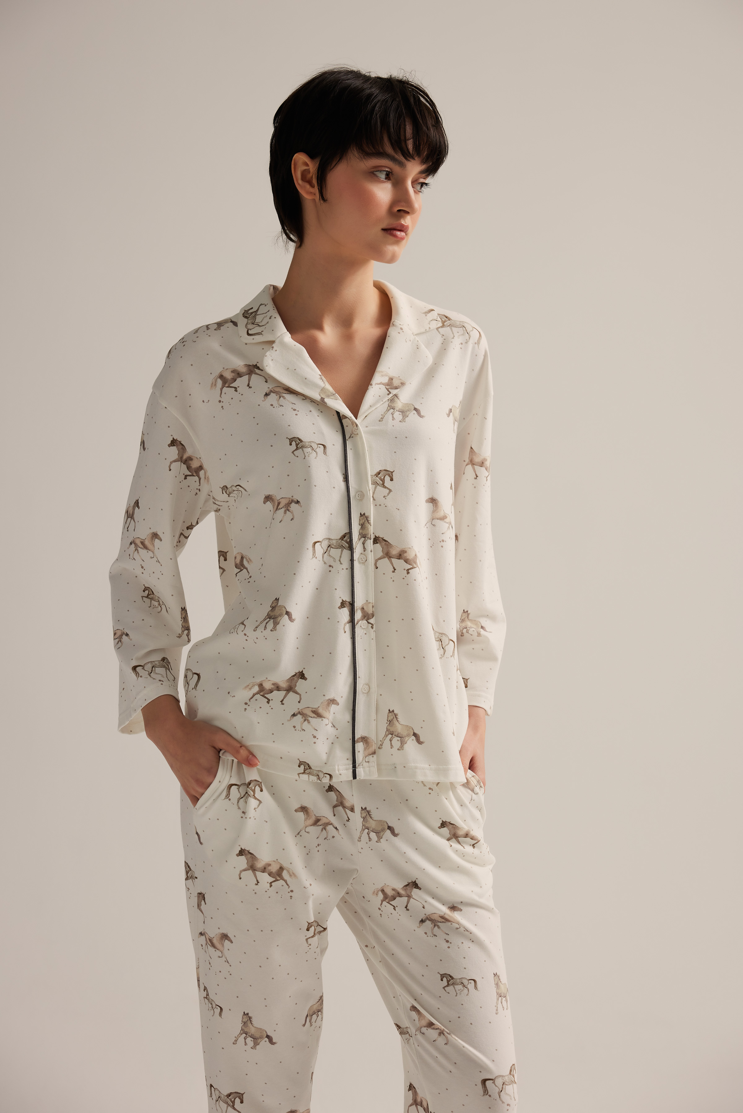 Kadın Pamuklu Uzun Kollu Gömlek Pijama Üstü