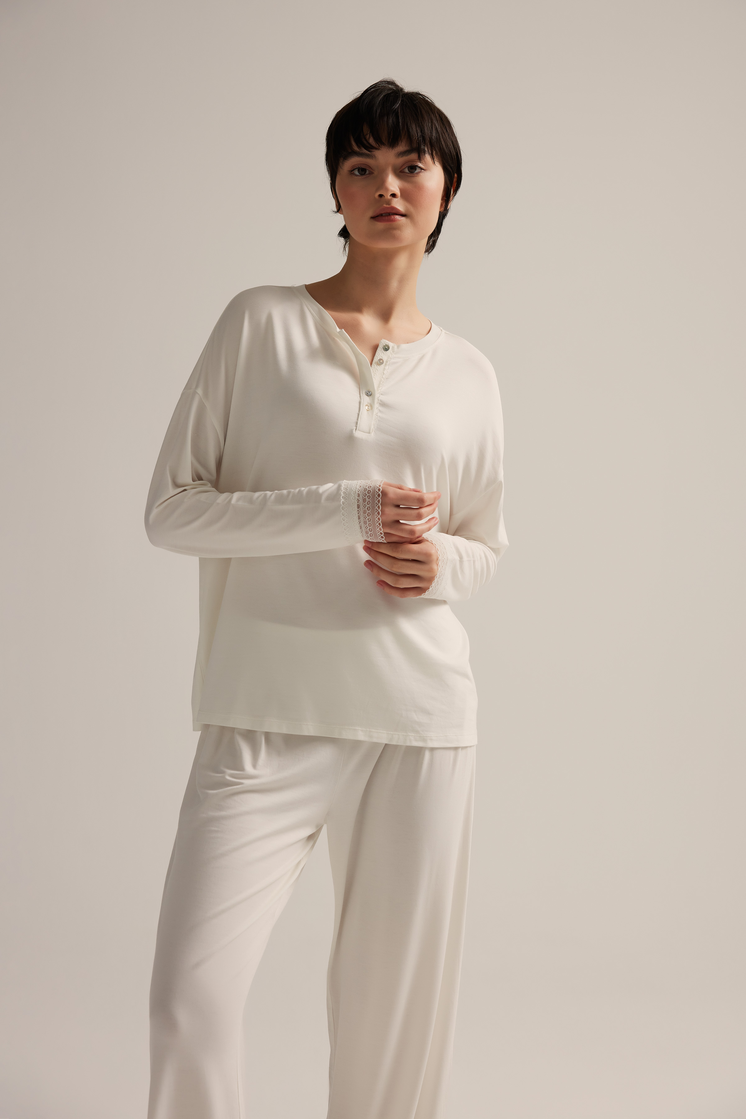 Kadın Viscose Dantel Detaylı Uzun Kollu Pijama Üstü