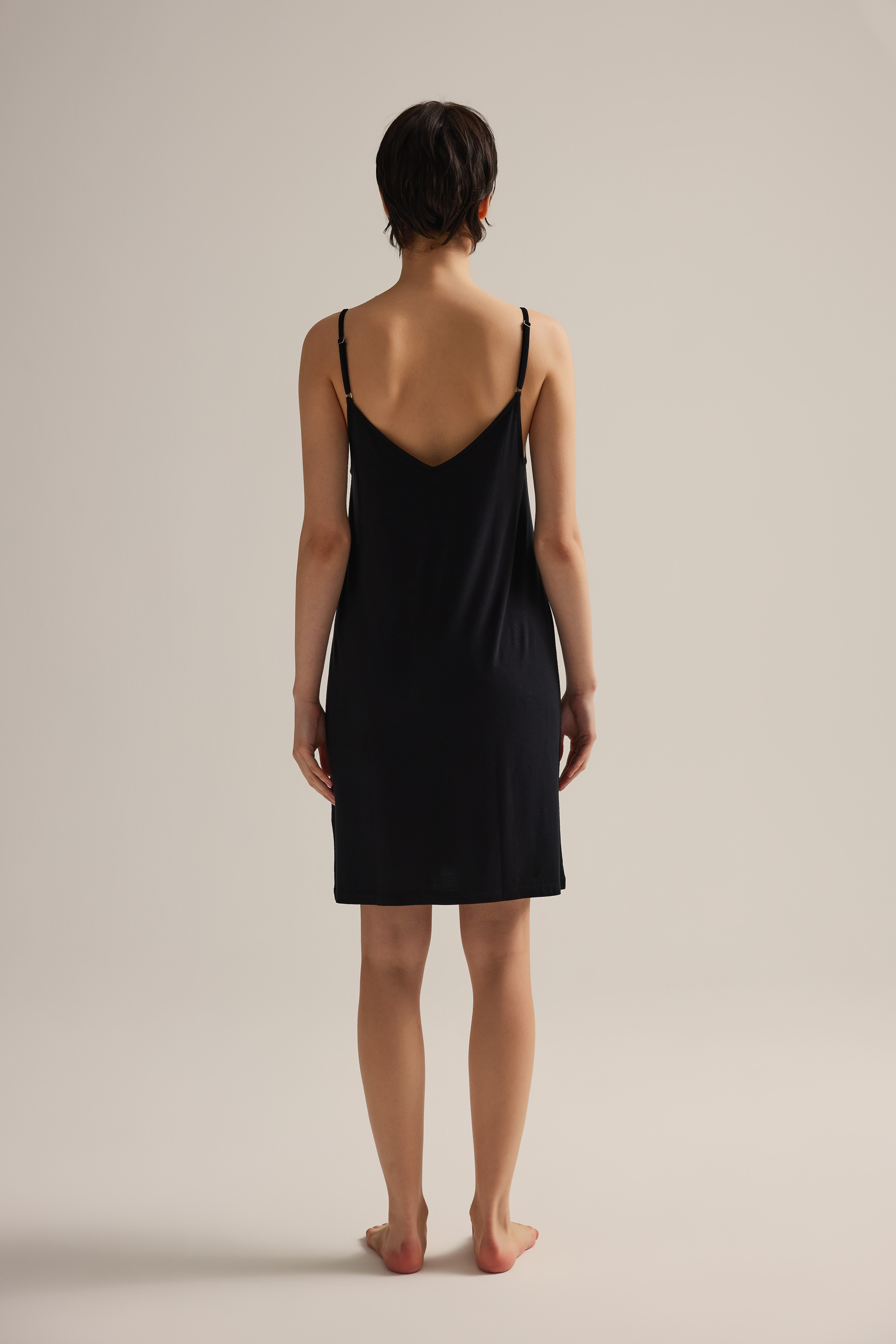 Kadın Vİskon Ayarlanır İp Askılı Dantel Detaylı Gecelik