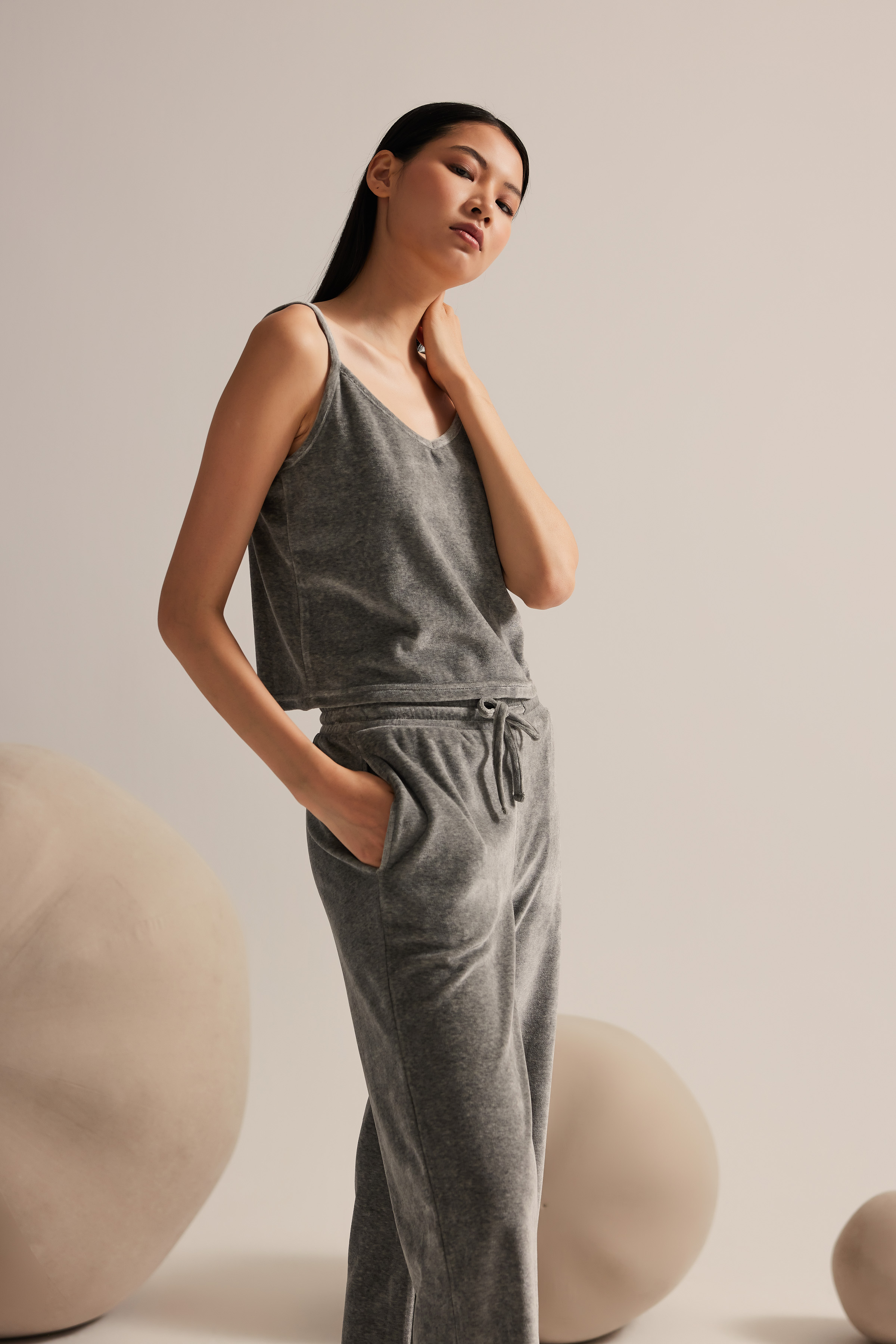 Kadın Modal Kadife İp Askılı Atlet