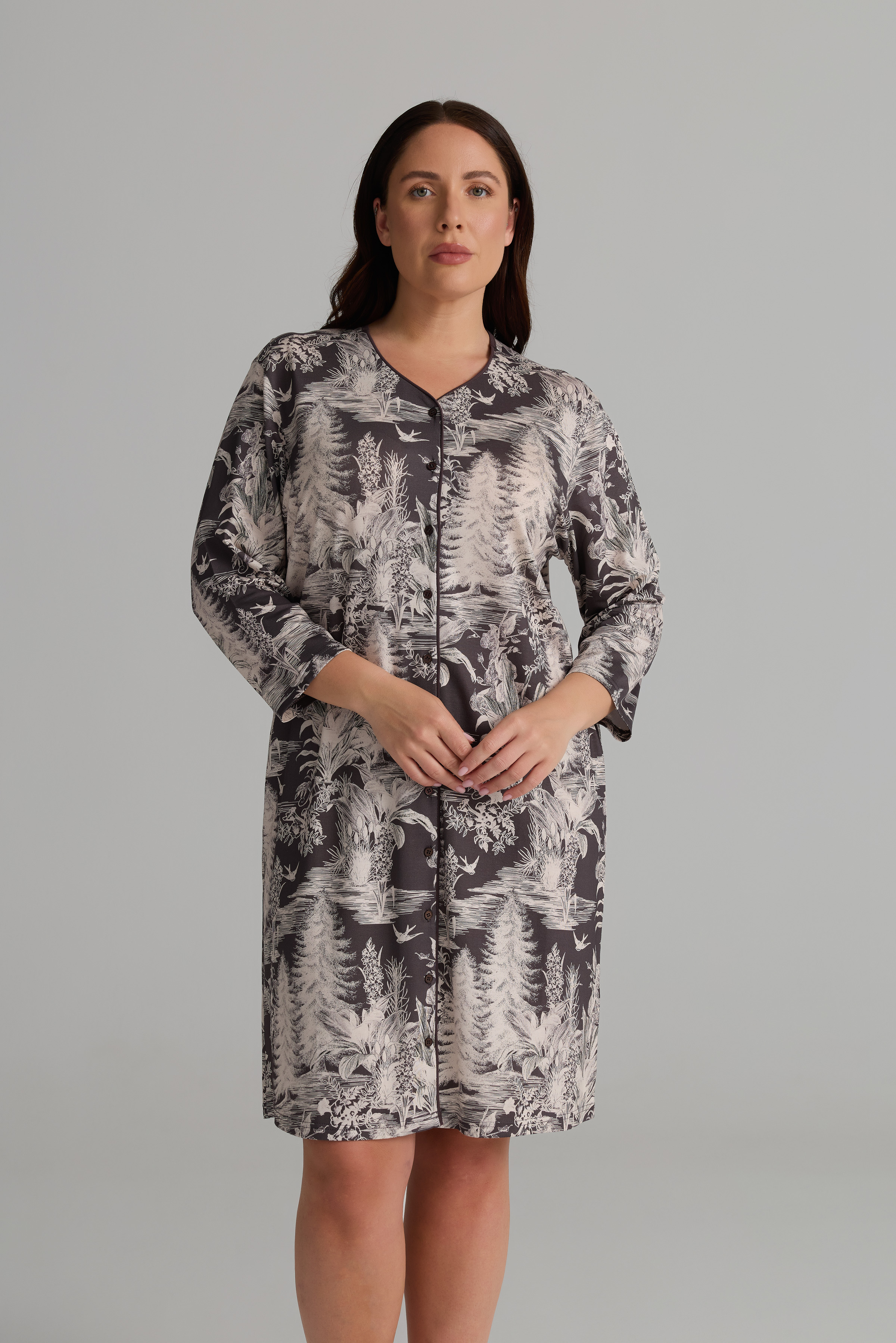 Kadın Plus Size Viskon Düğmeli Uzun Kollu Gecelik