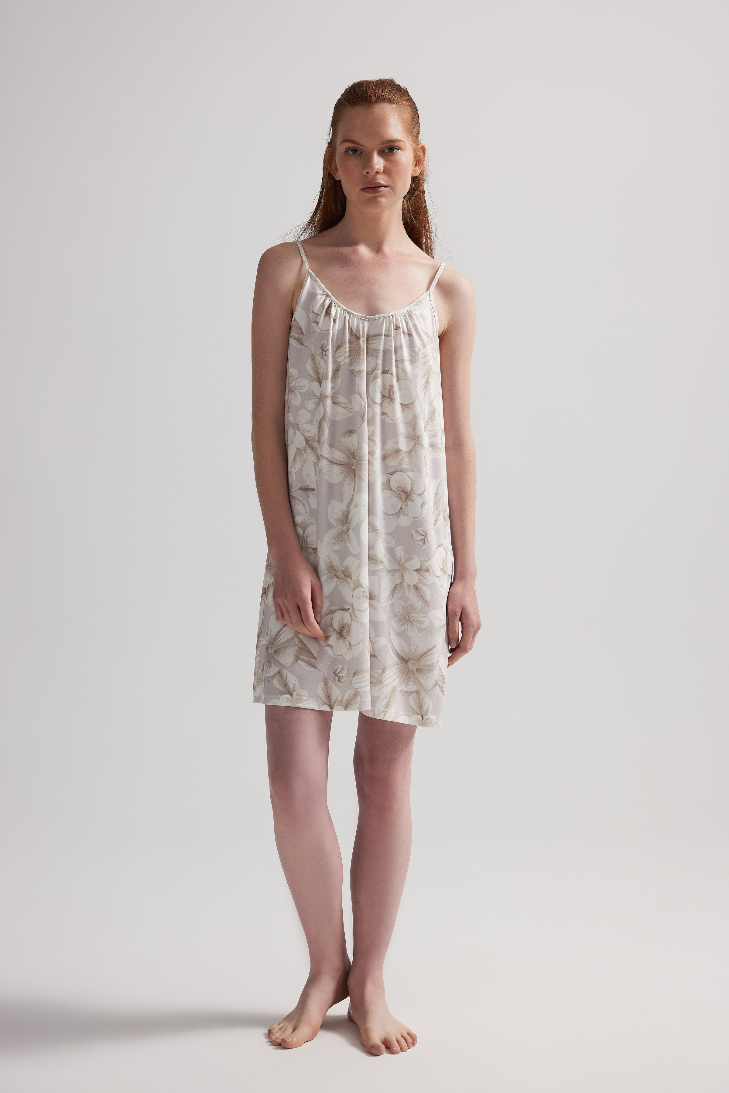 Hamile Viskon Ayarlanabilir İp Askılı V Yaka Gecelik