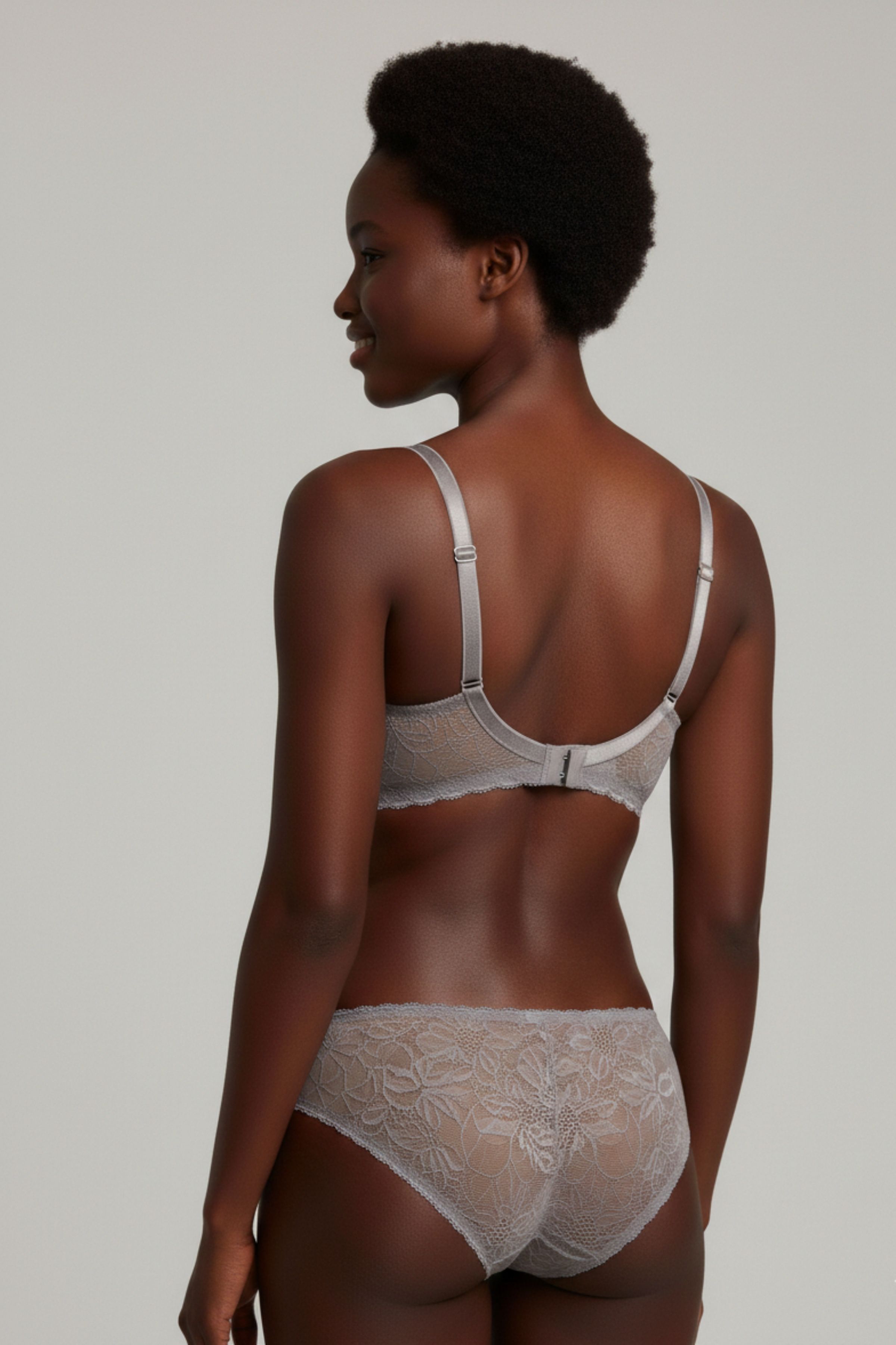 Kadın Dantelli Balenli Kapsız Sütyen