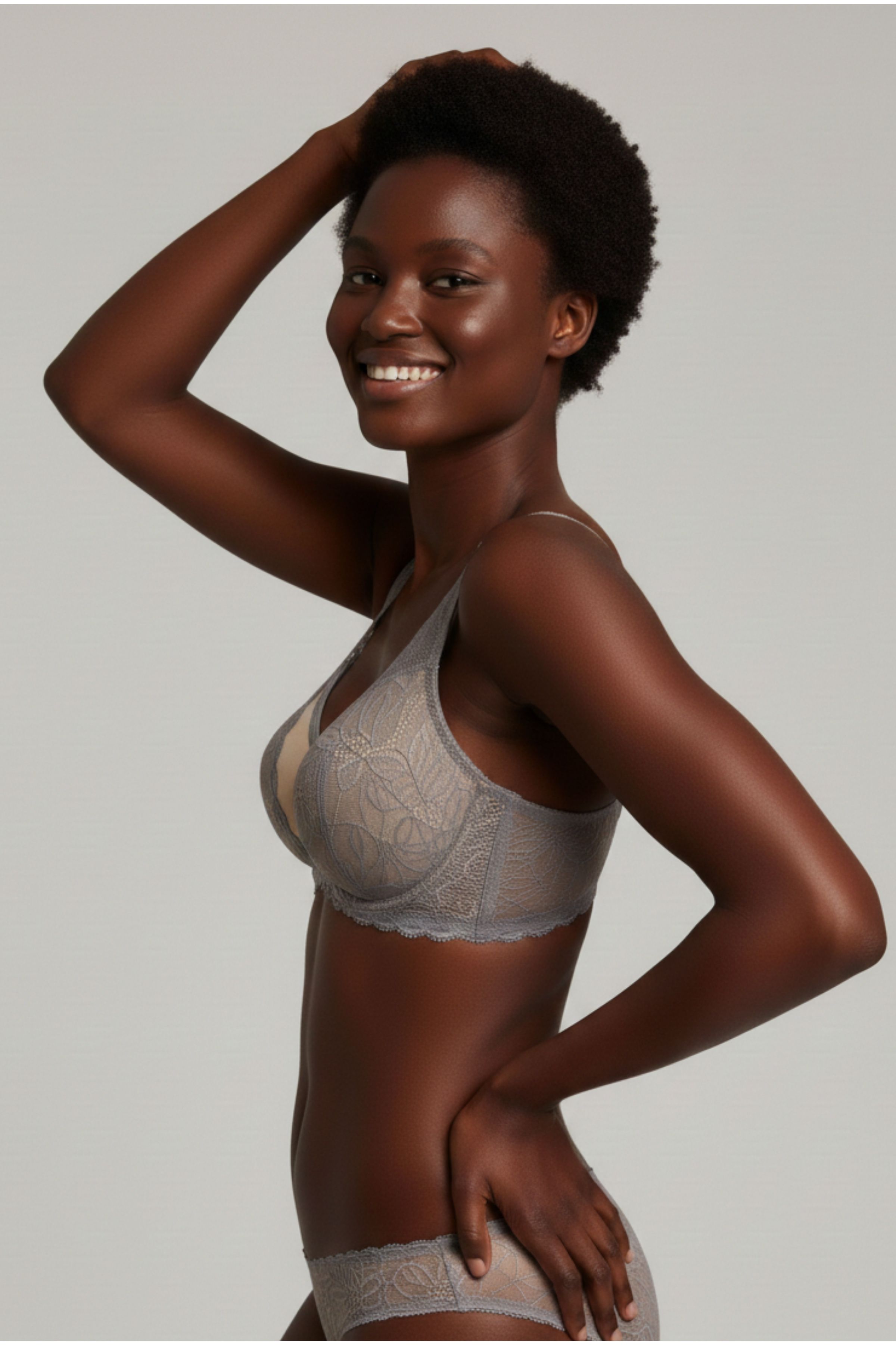 Kadın Dantelli Balenli Kapsız Sütyen