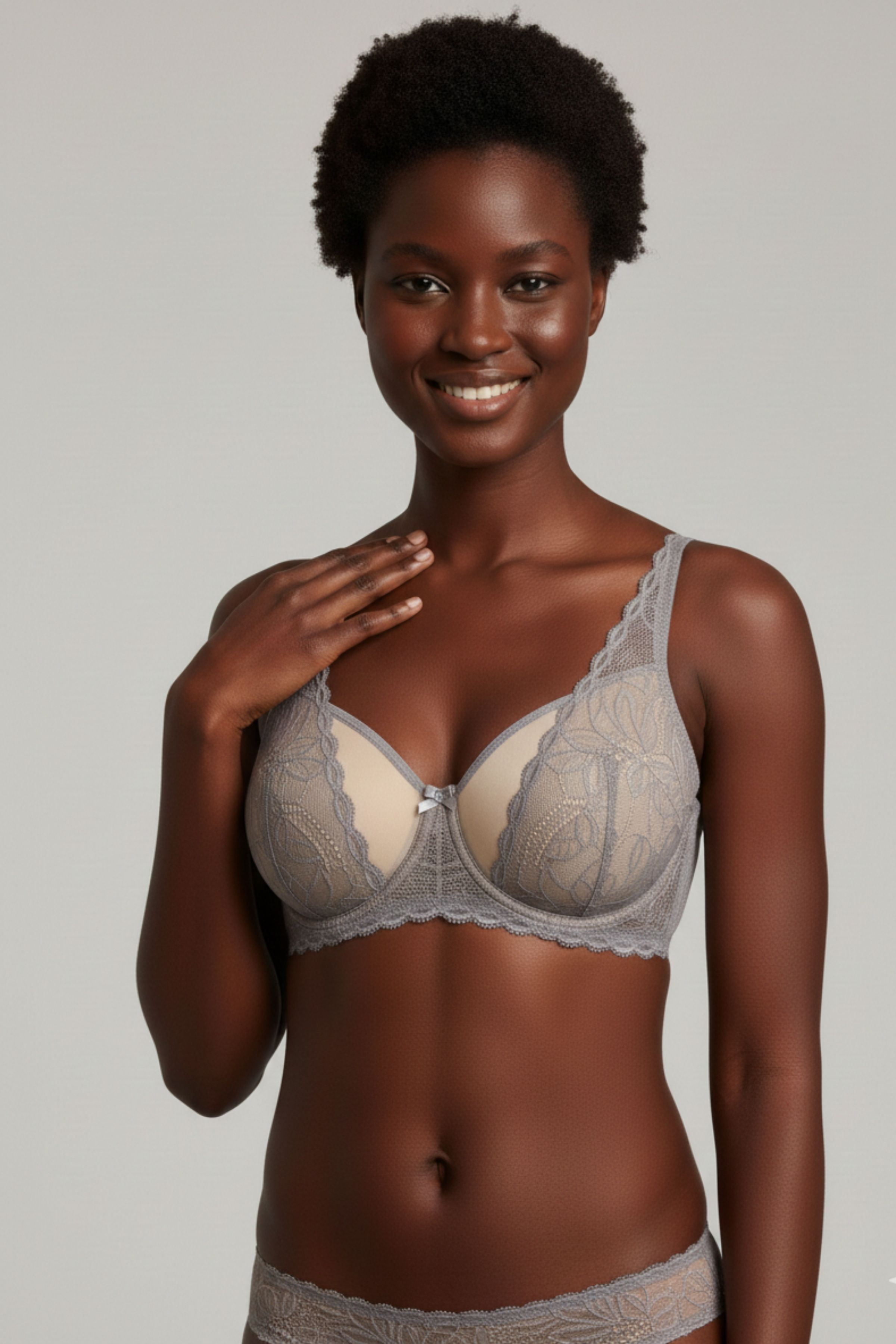 Kadın Dantelli Balenli Kapsız Sütyen