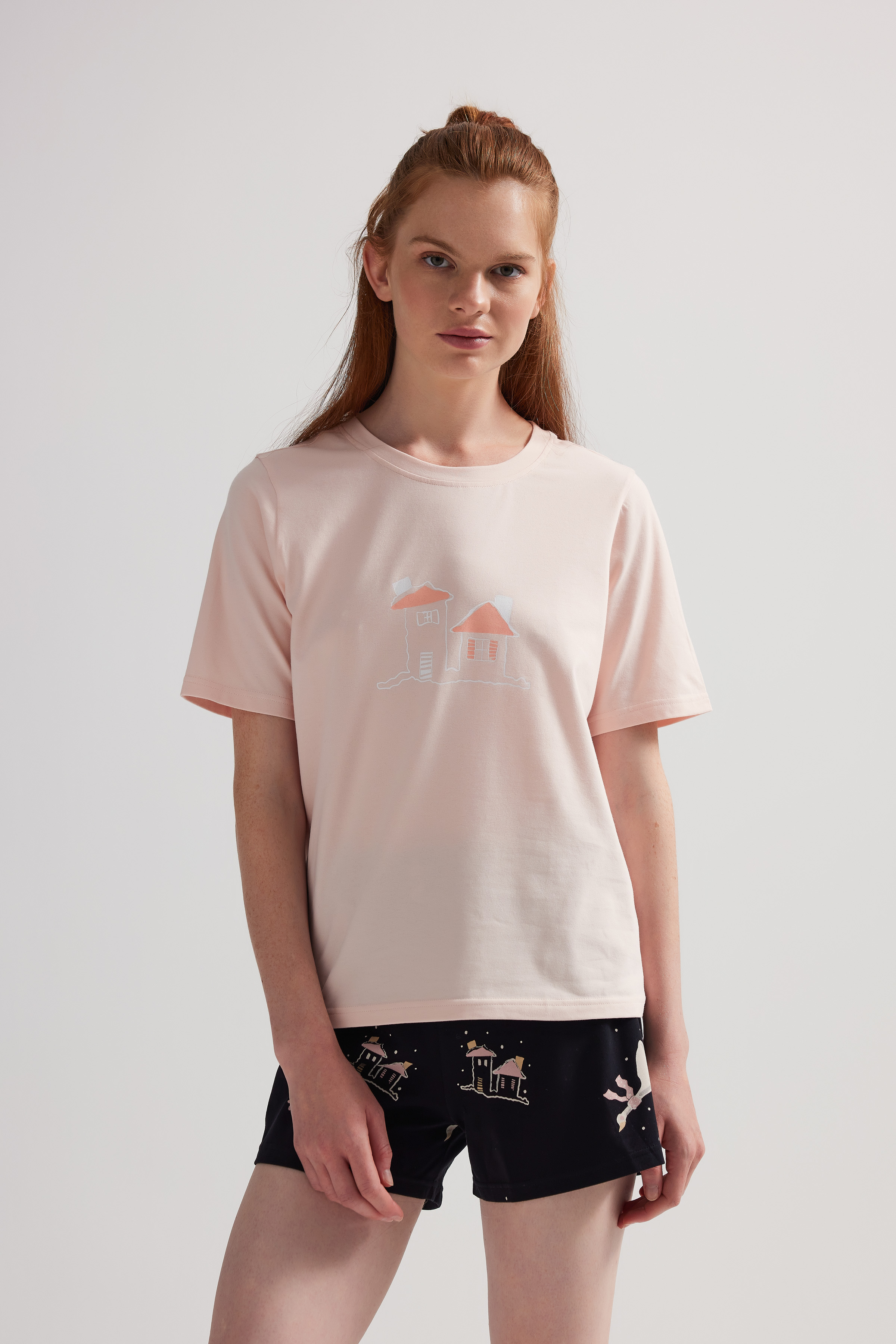 Kadın Pamuklu Kısa Kollu Şortlu Pijama Takımı