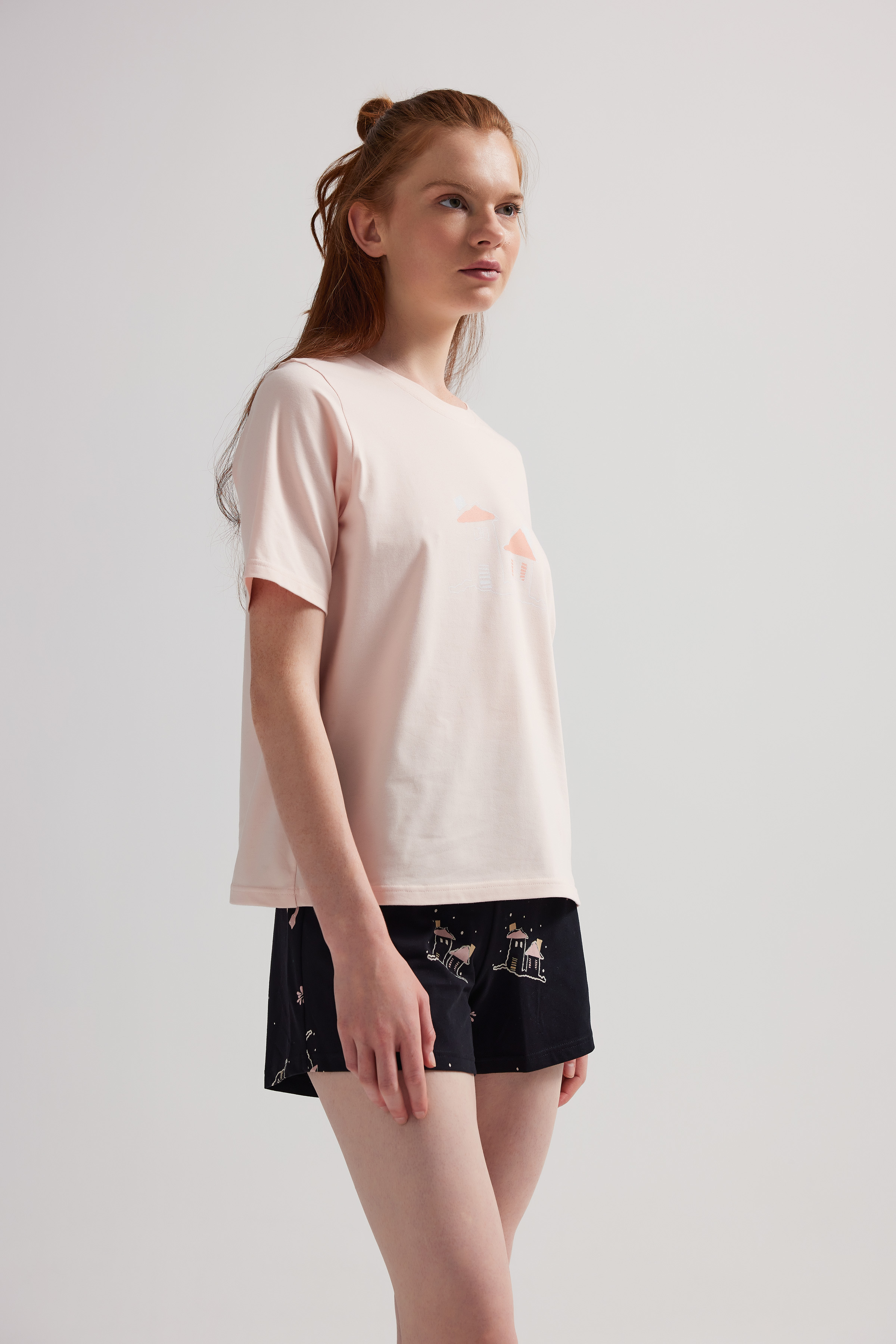 Kadın Pamuklu Kısa Kollu Şortlu Pijama Takımı