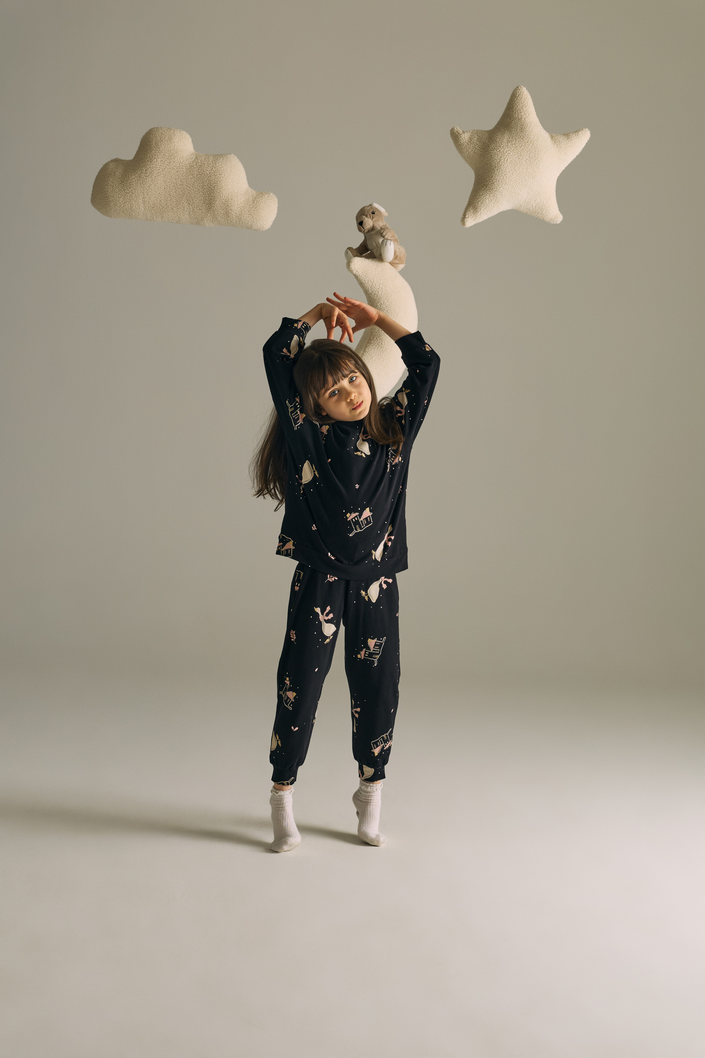 Kız Çocuk Pamuklu Uzun Kollu Pijama Takımı