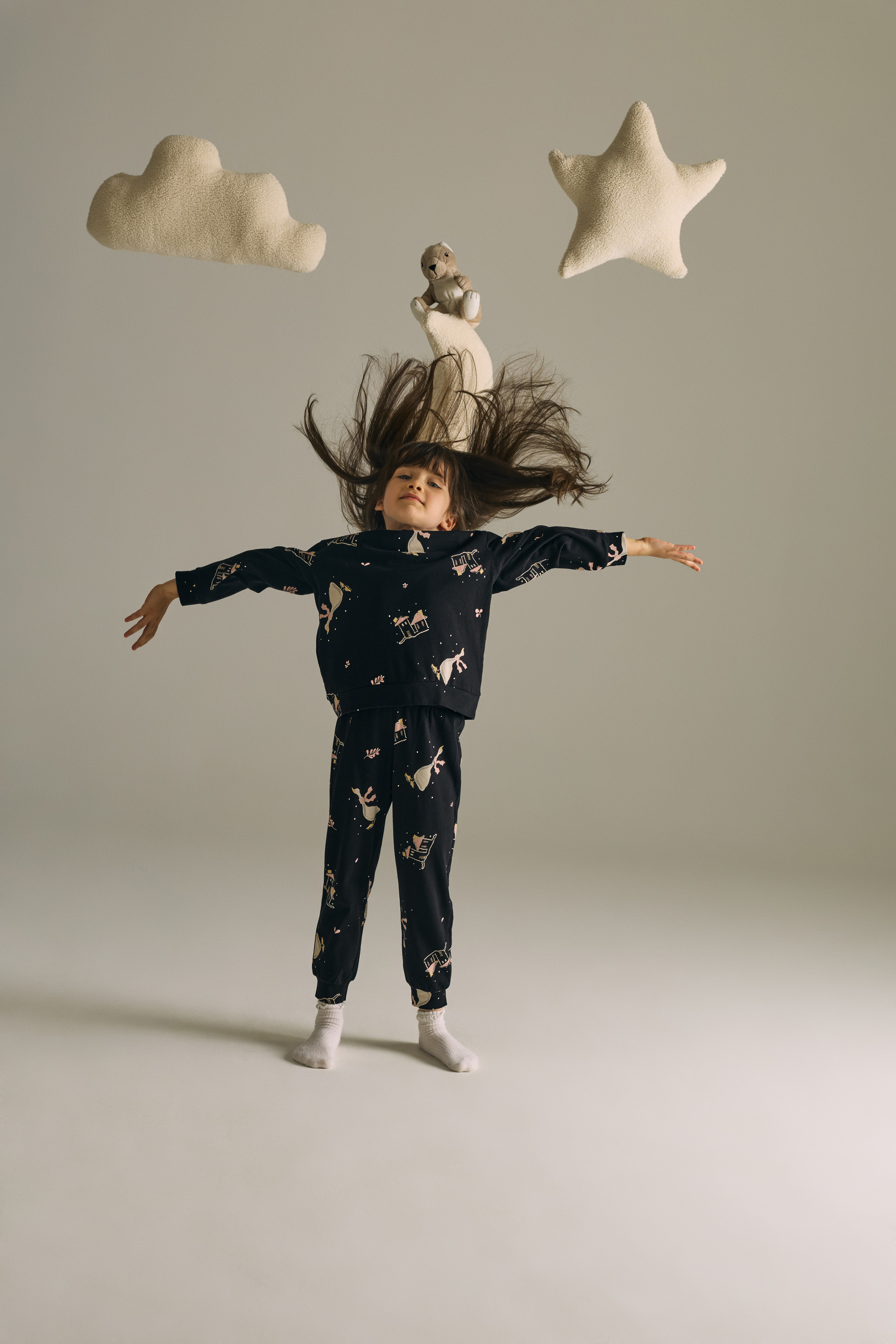 Kız Çocuk Pamuklu Uzun Kollu Pijama Takımı