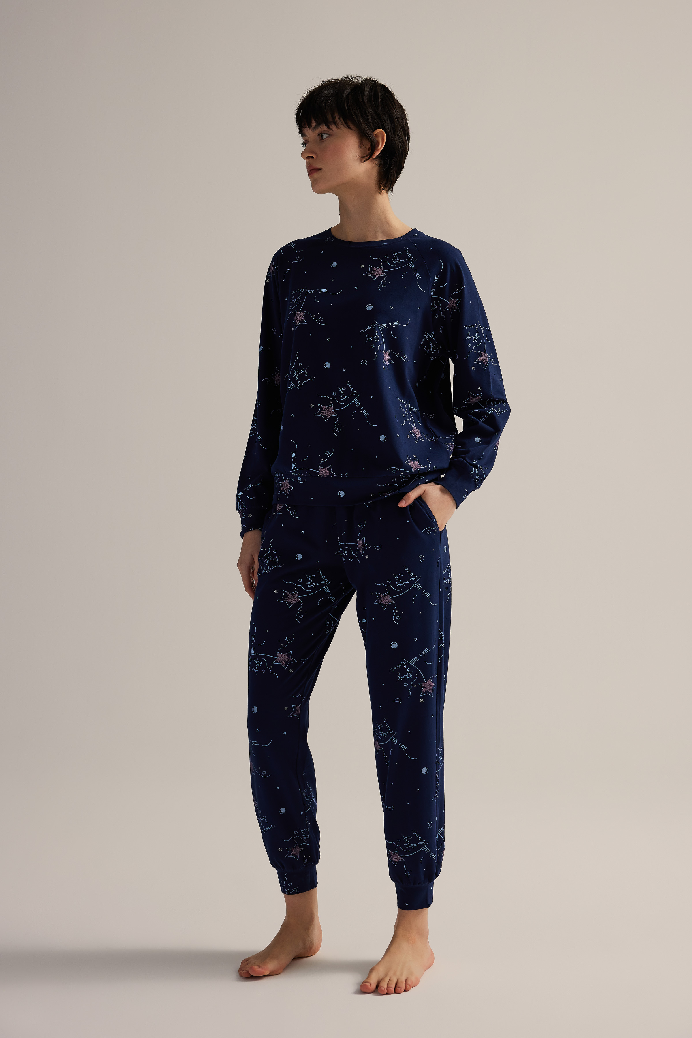 Kadın Pamuklu Uzun Reglan Kollu Pijama Takımı