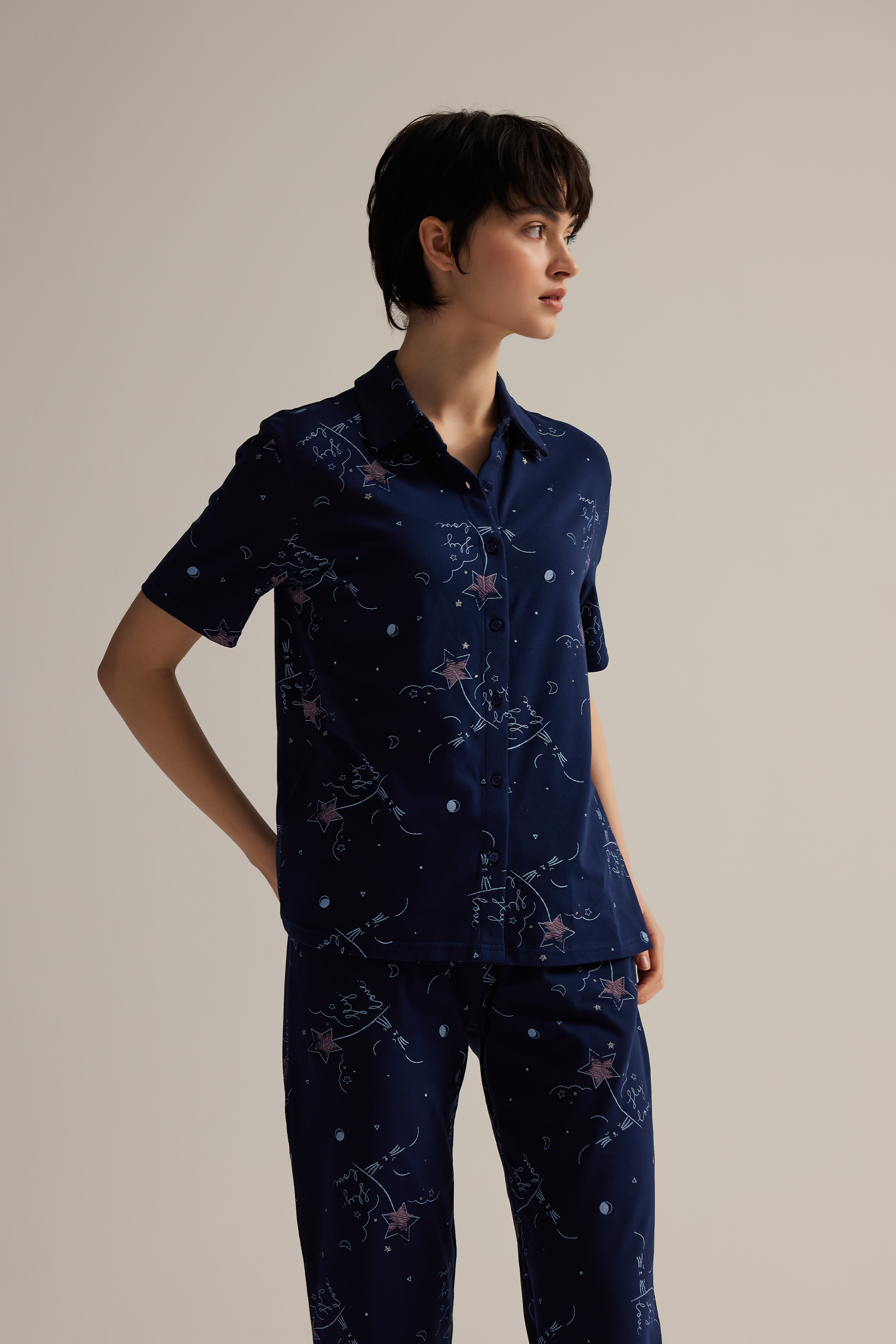 Kadın Pamuklu Kısa Kollu Gömlek Pijama Üstü