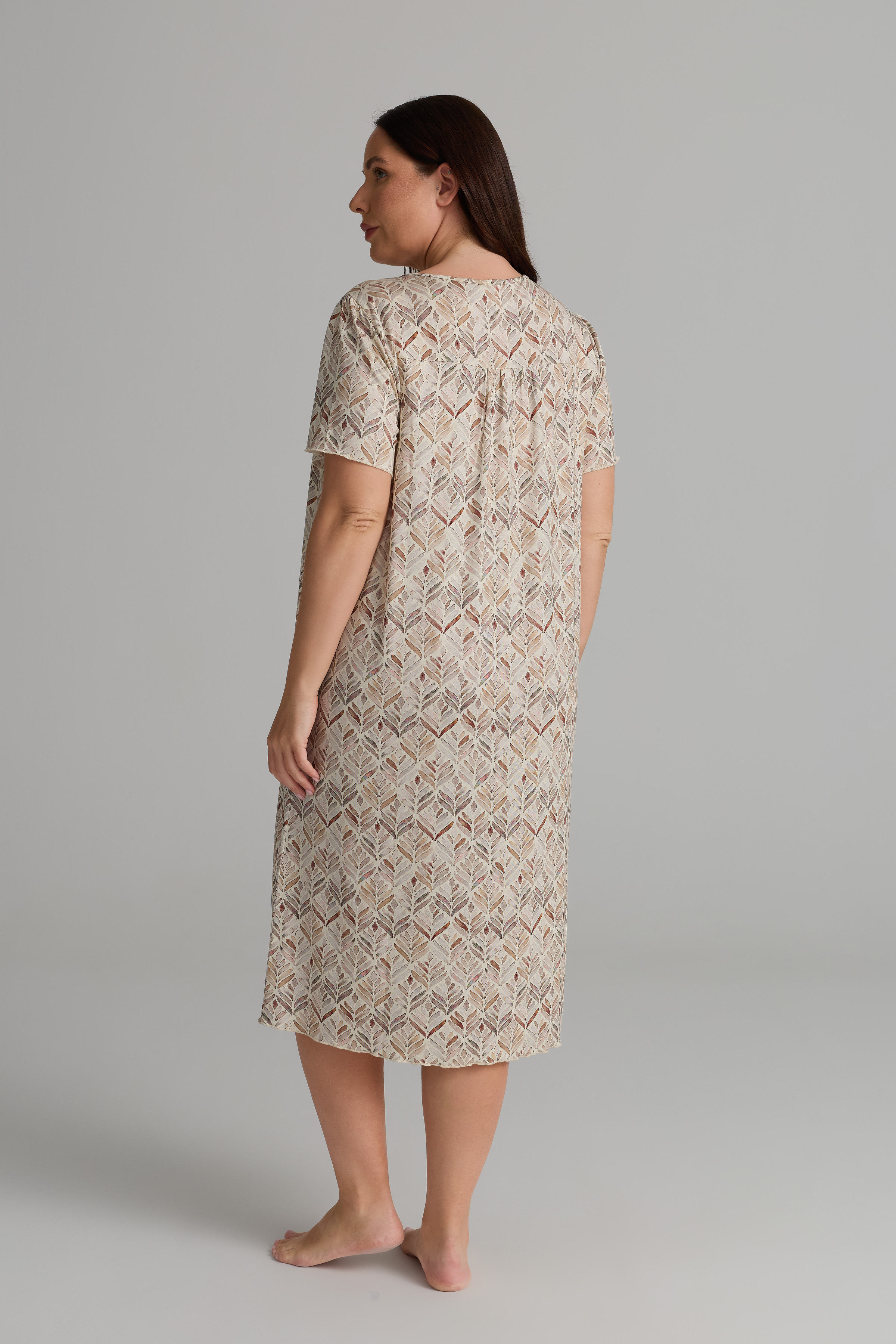 Kadın Plus Size Viskon V Yaka Düğmeli Kısa Kollu Gecelik	