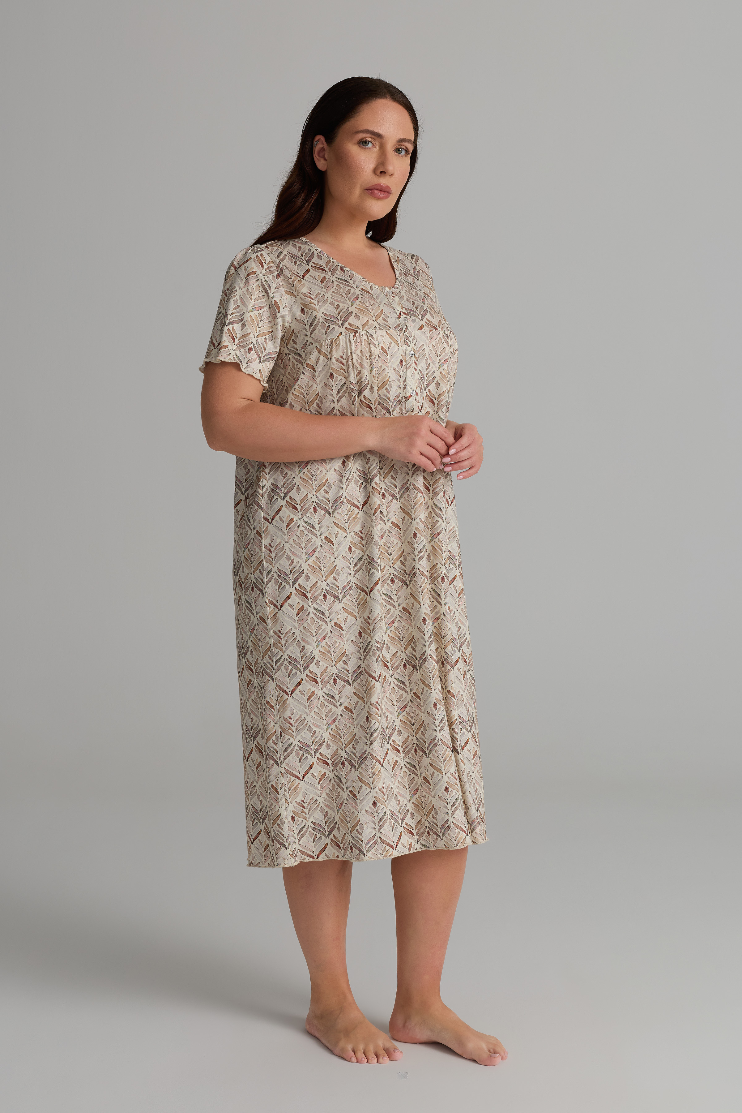 Kadın Plus Size Viskon V Yaka Düğmeli Kısa Kollu Gecelik	