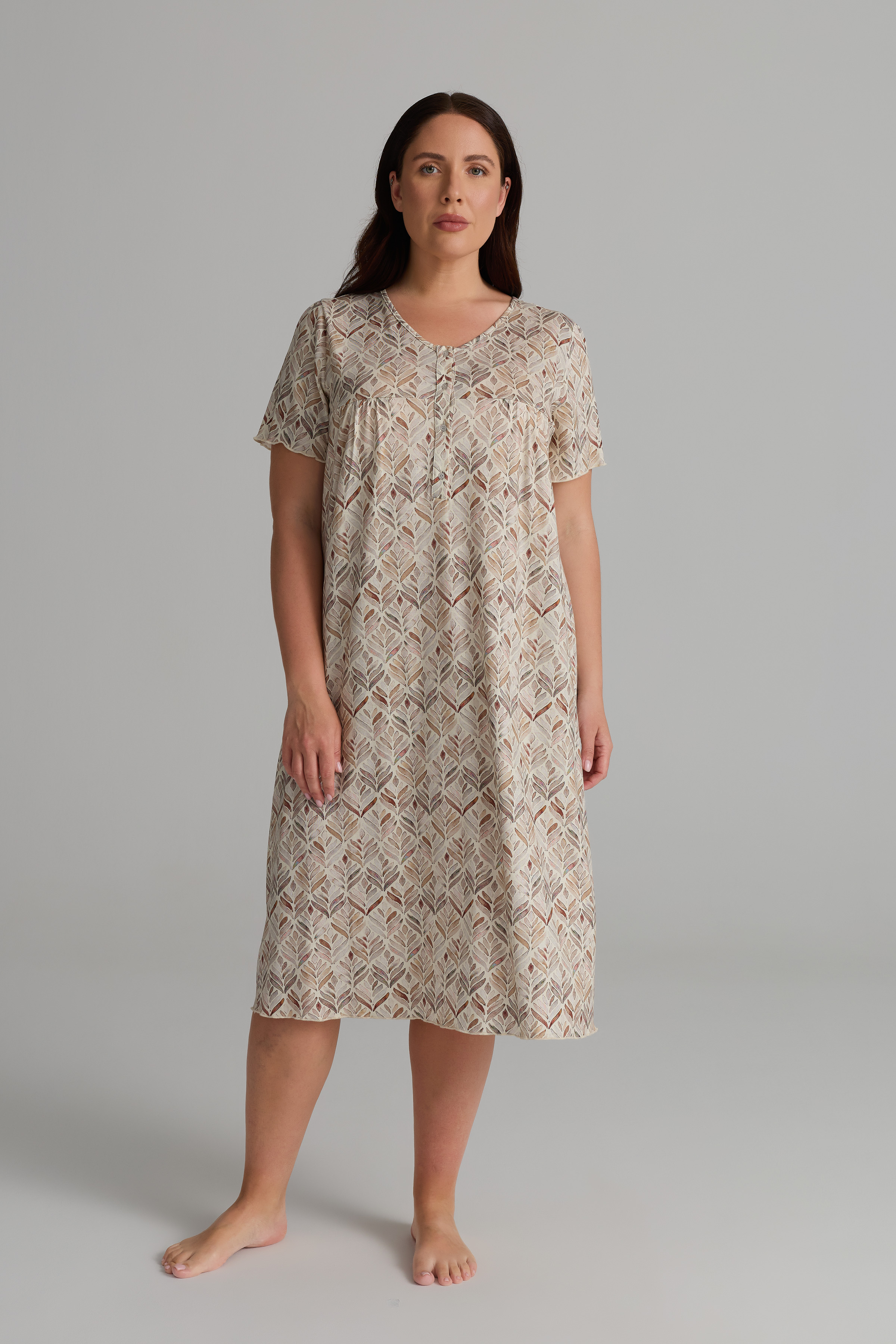 Kadın Plus Size Viskon V Yaka Düğmeli Kısa Kollu Gecelik	