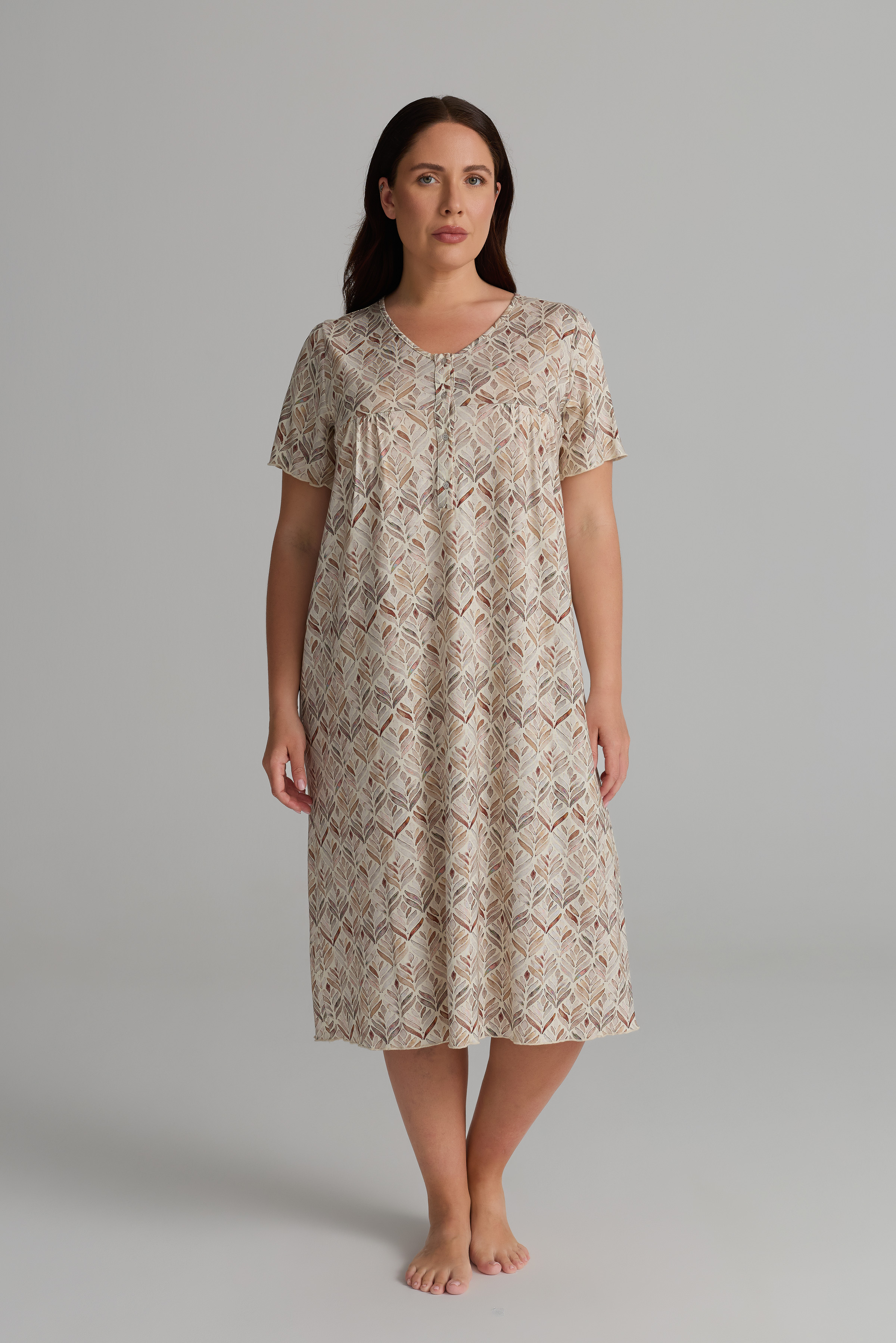 Kadın Plus Size Viskon V Yaka Düğmeli Kısa Kollu Gecelik	