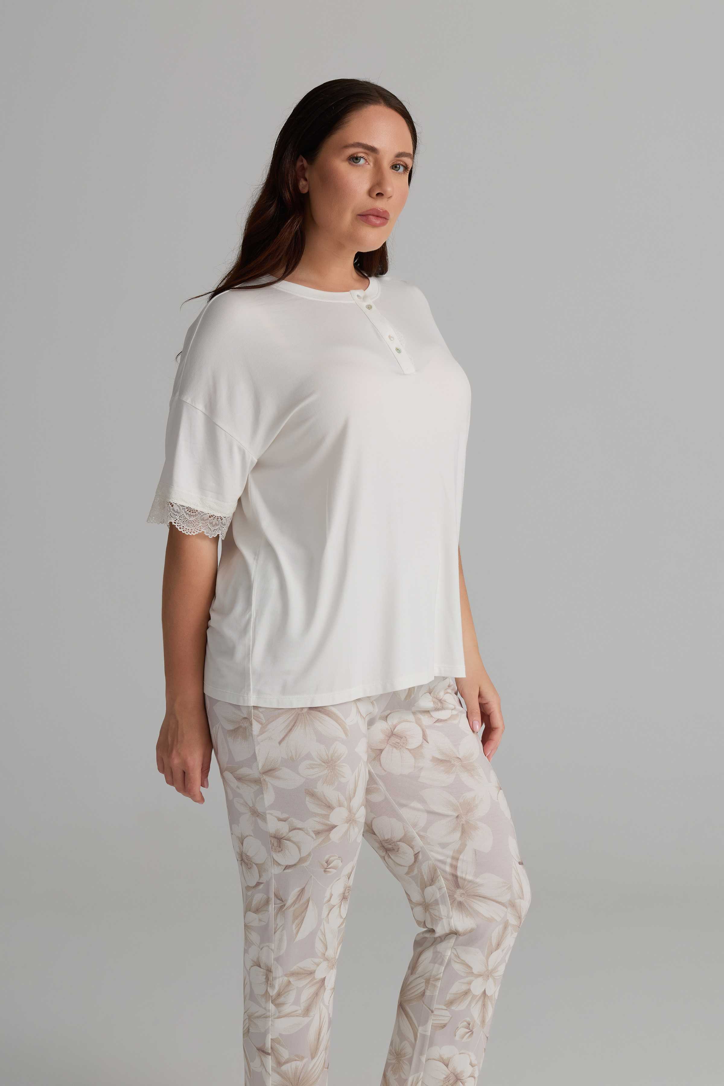 Kadın Plus Size Viskon Kısa Kollu Düğmeli Pijama Üstü