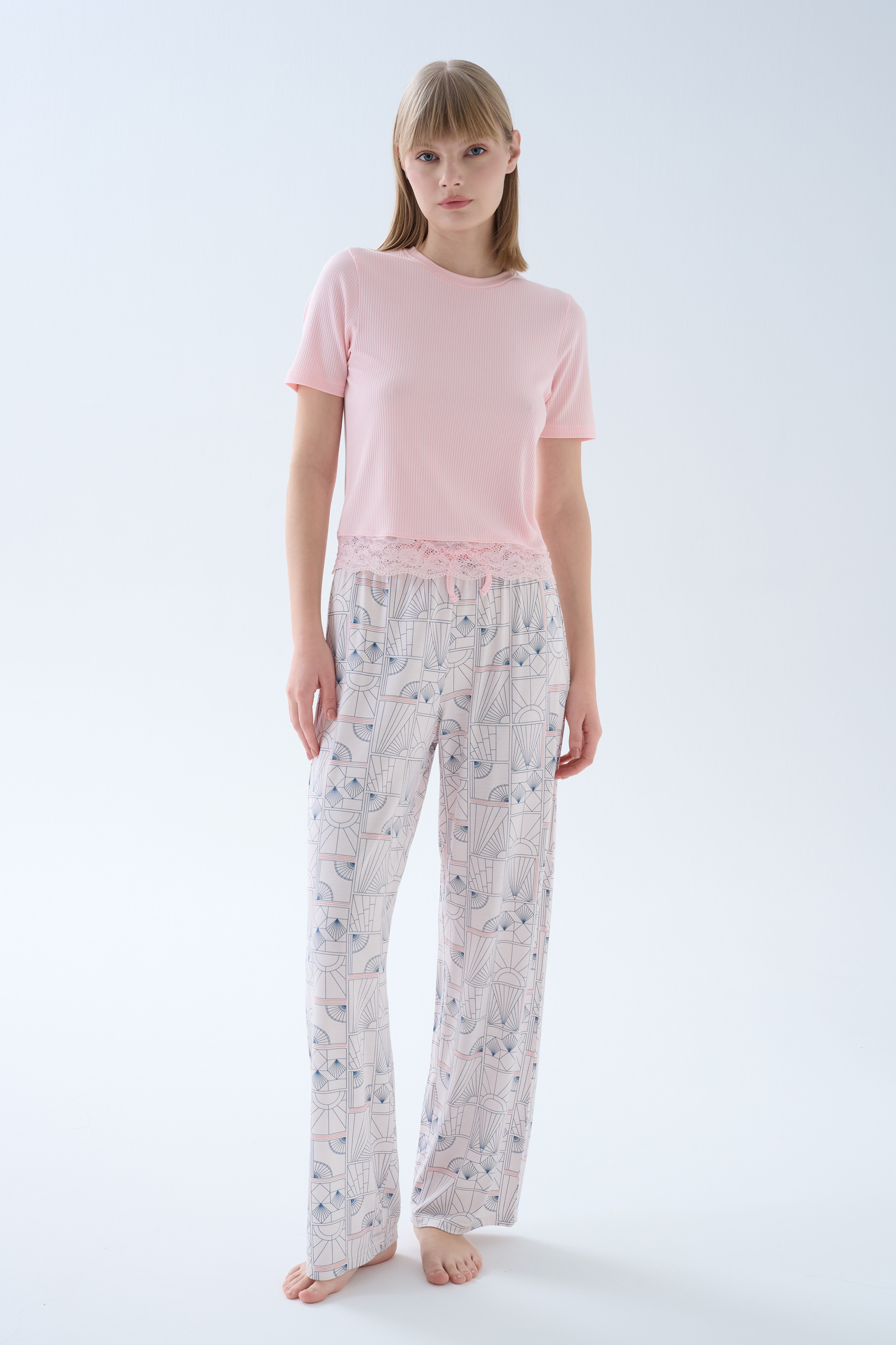 Kadın Modal Kaşkorse Dantel Detaylı Pijama Üstü