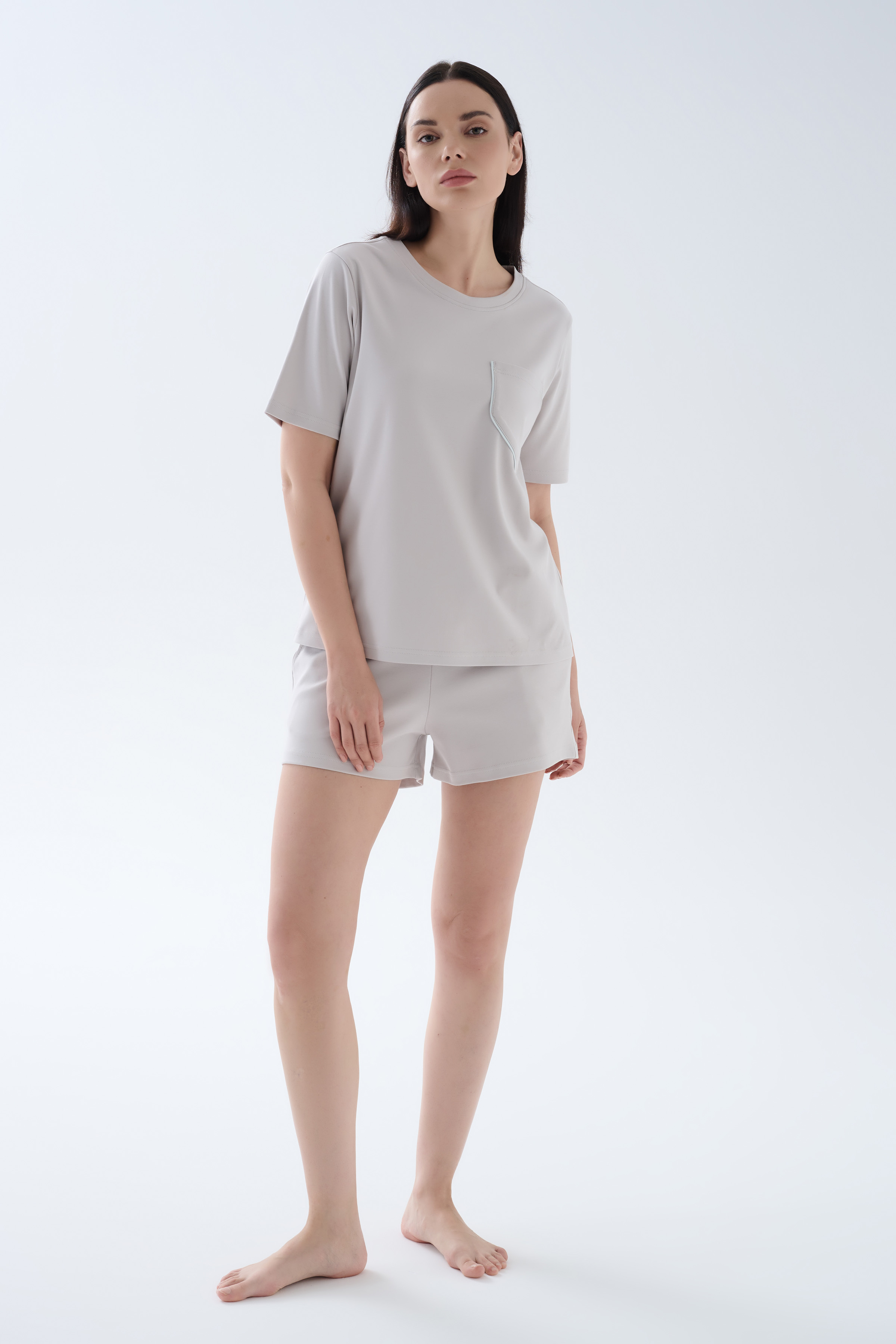 Kadın Pamuklu Kısa Kollu Şortlu Pijama Takımı