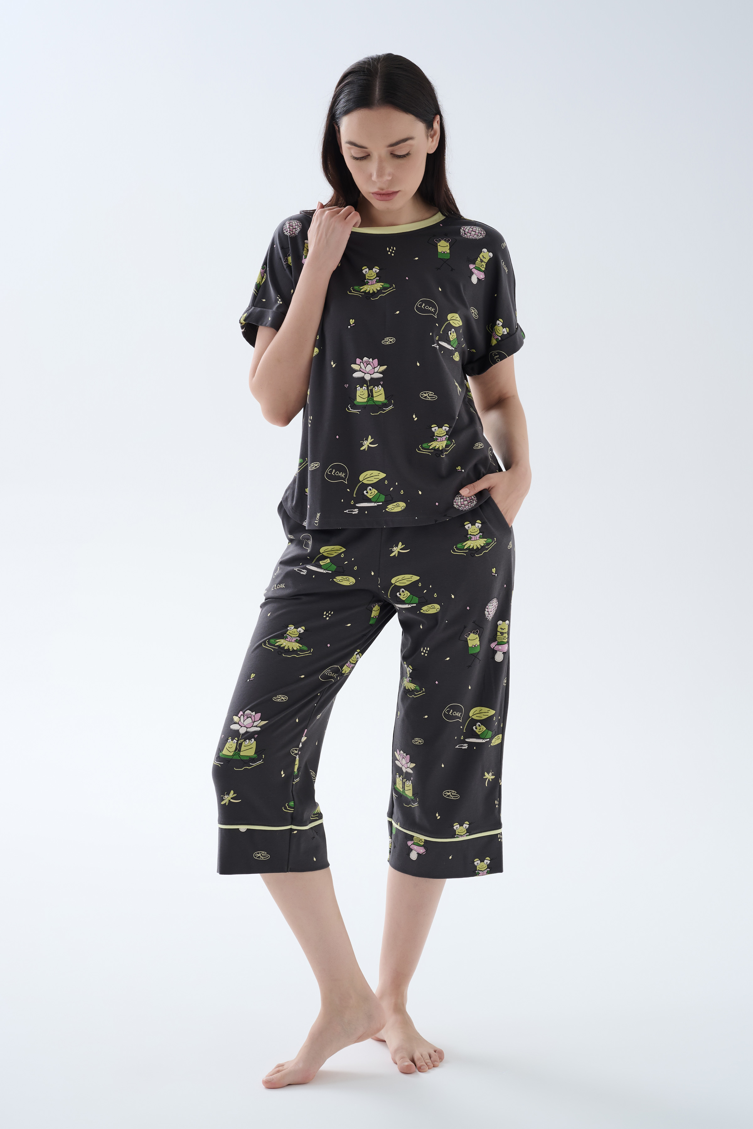 Kadın Pamuklu Kısa Kollu Pijama Üstü