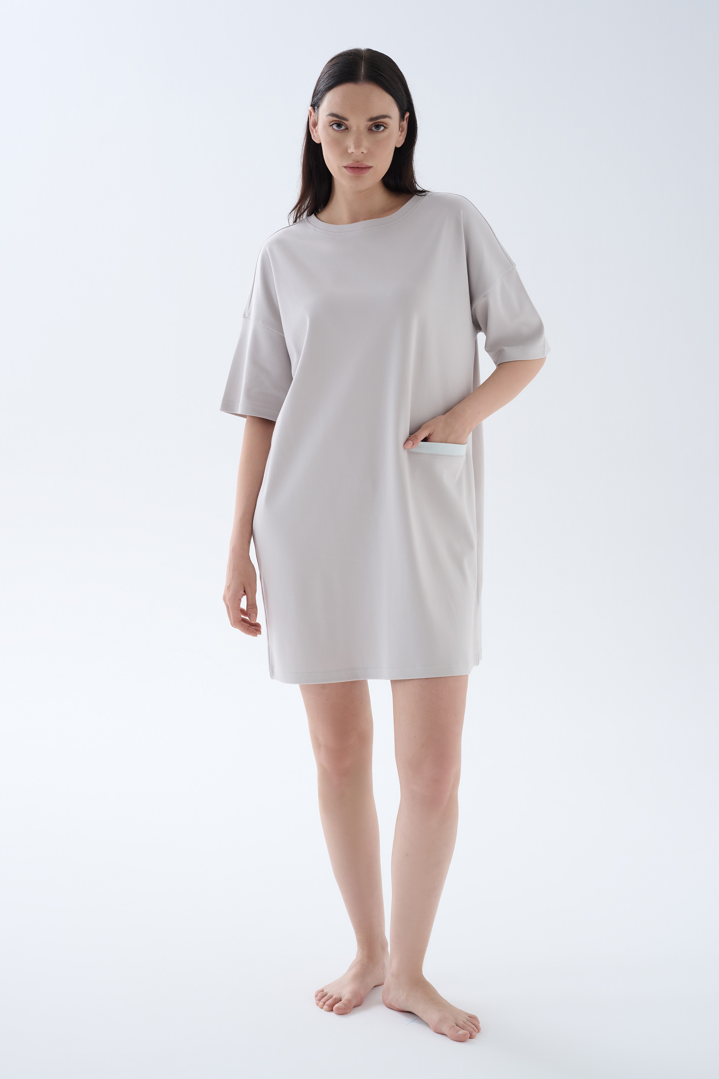 Kadın Pamuklu Kısa Kollu Cep Detaylı Gecelik