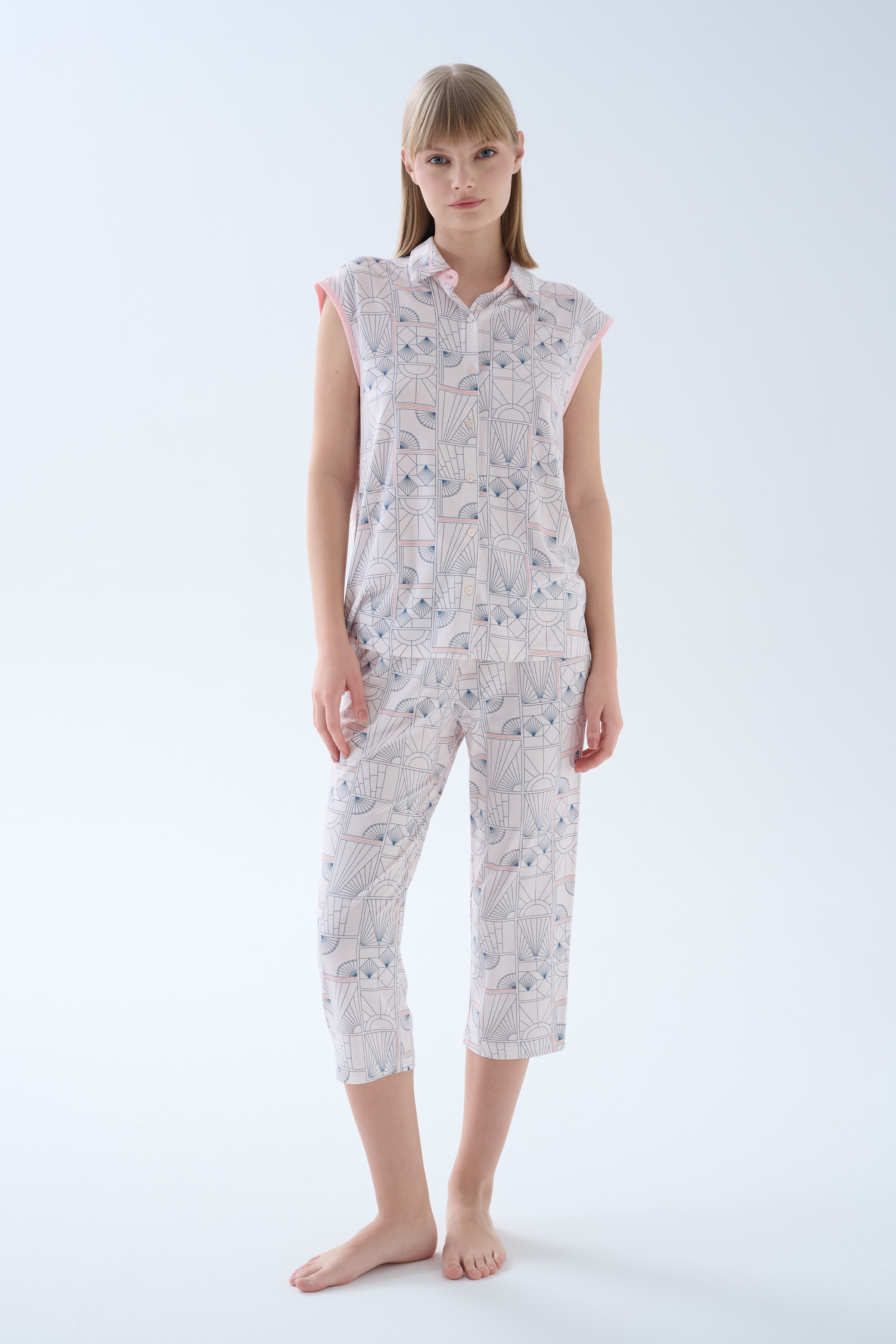 Kadın Viskoz Kolsuz Gömlek Kapri Pijama Takımı