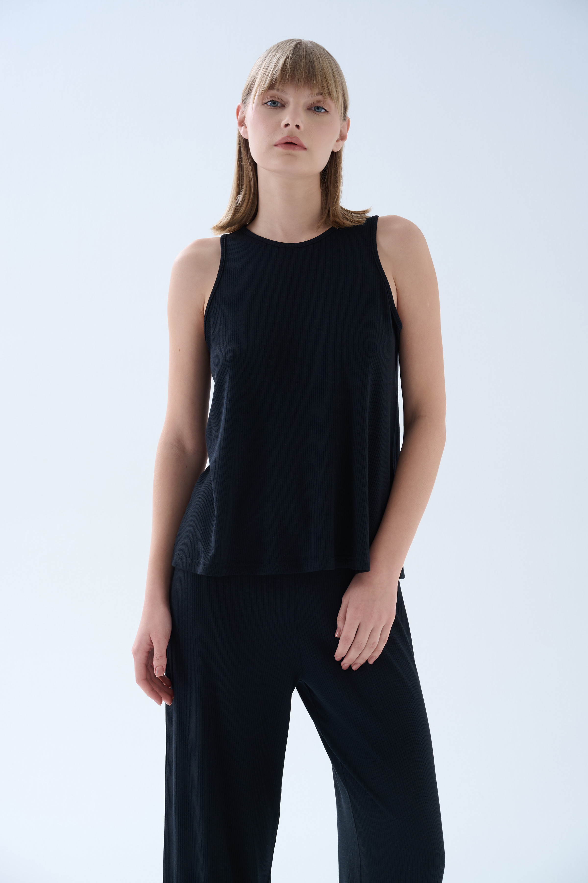 Kadın Modal Kaşkorse Atletli Midi Pijama Takımı