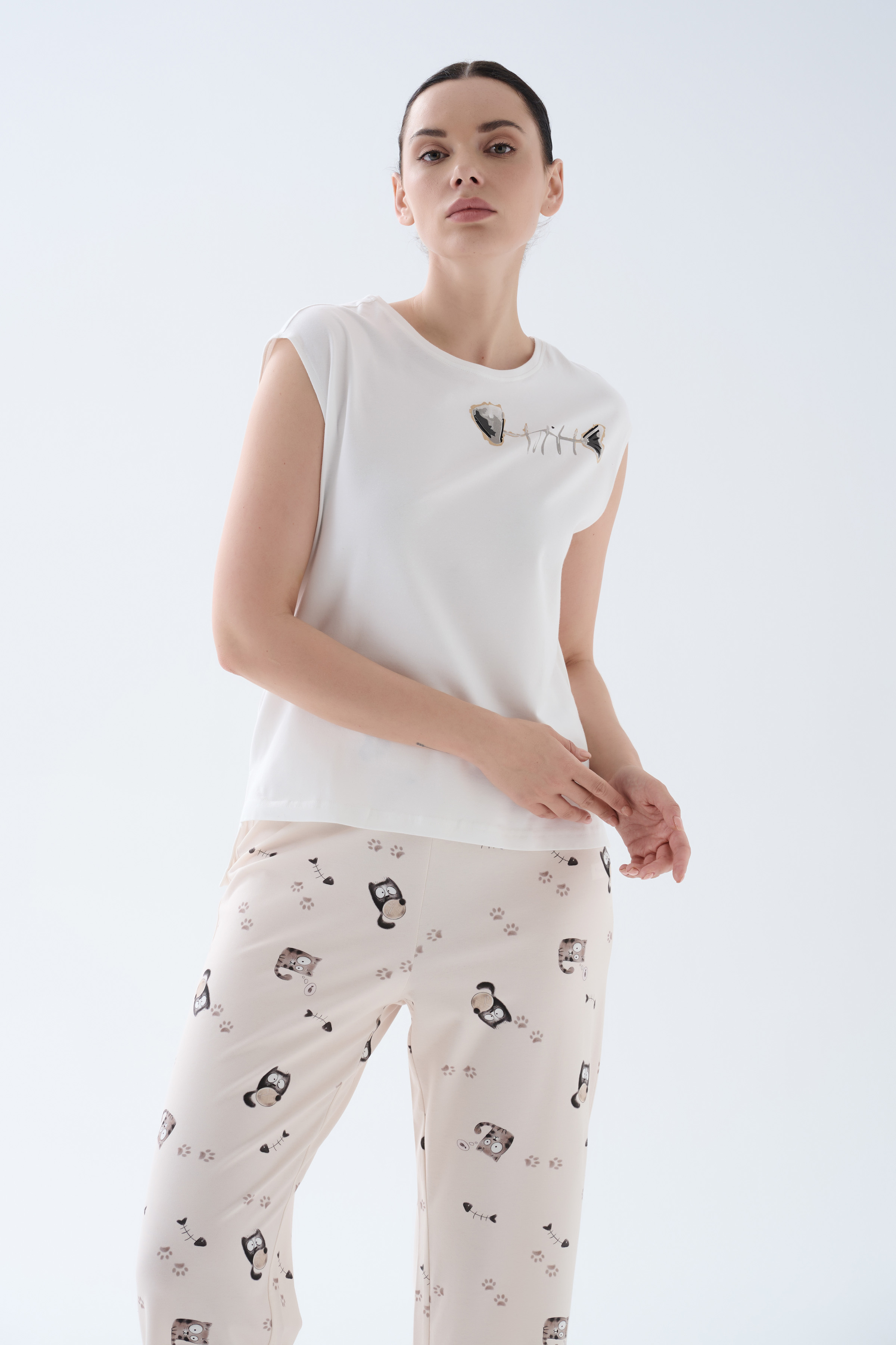 Kadın Pamuklu Kolsuz Pijama Üstü