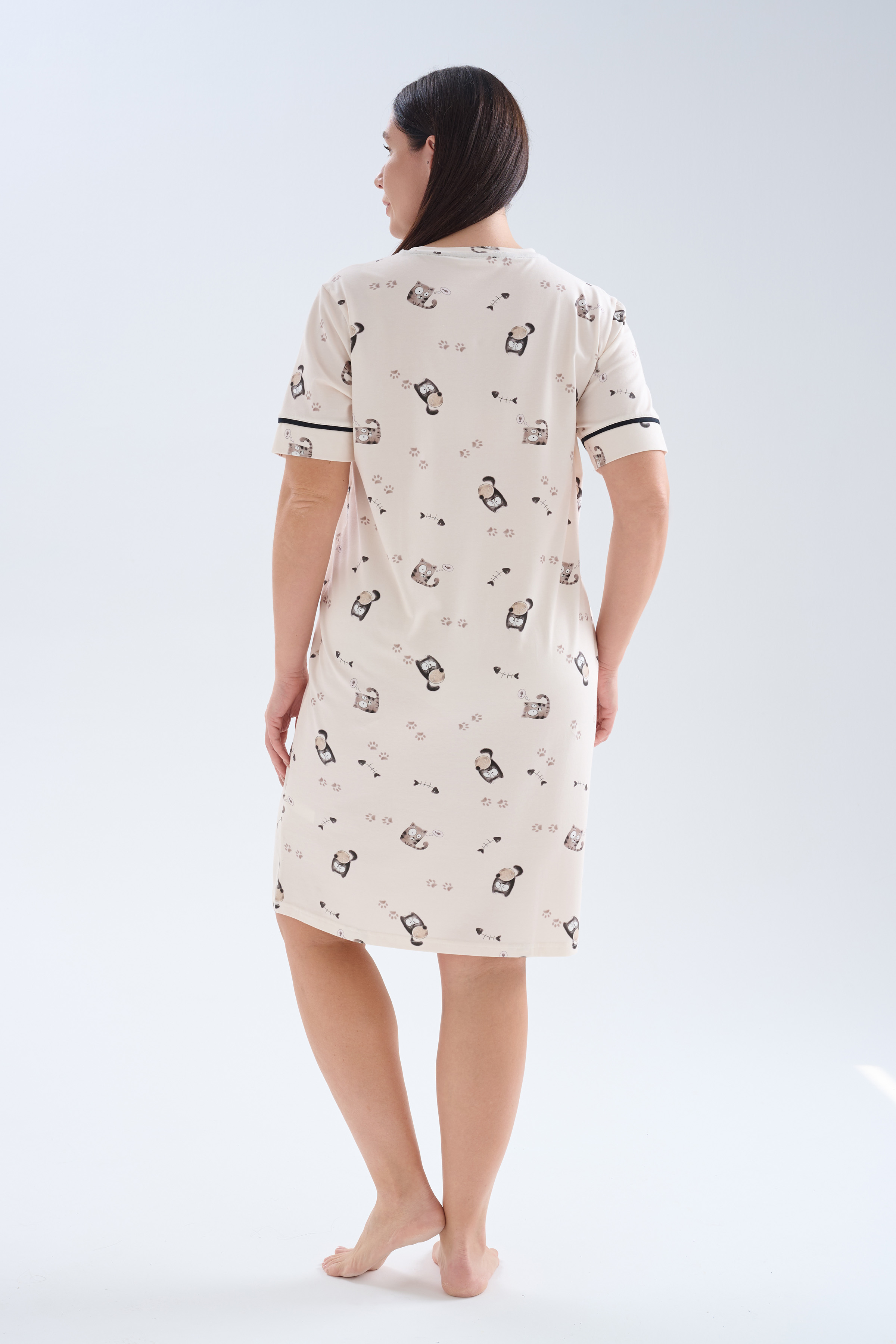 Kadın Plus Size Pamuklu Kısa Kollu Patlı Gecelik