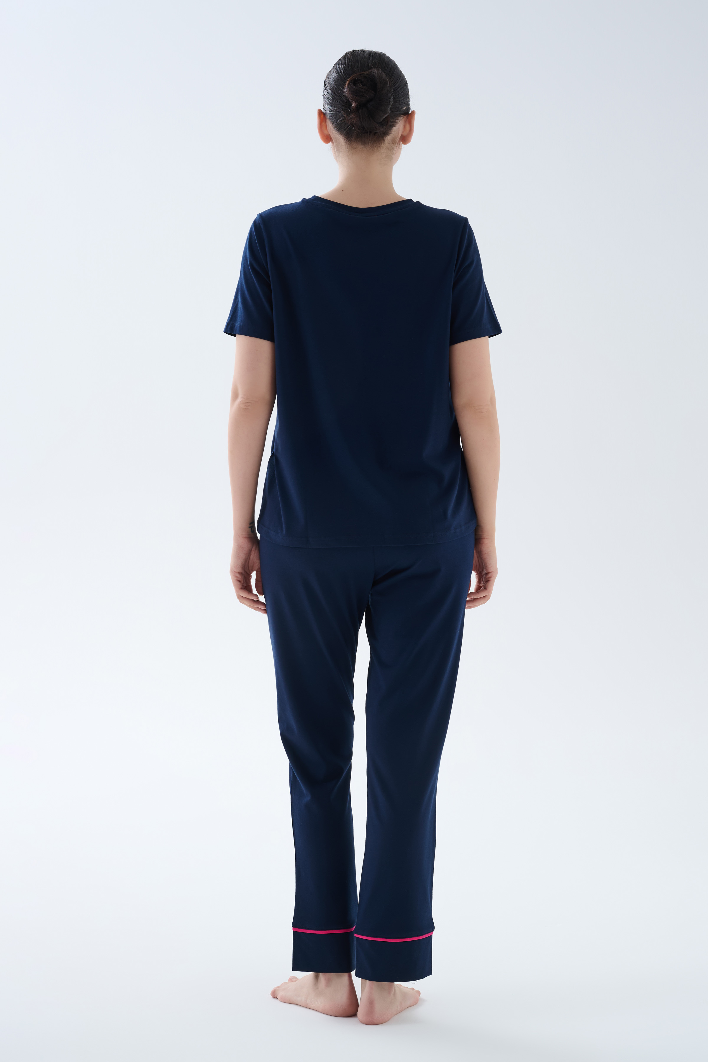 Kadın Pamuklu Kısa Kollu Uzun Pijama Takımı