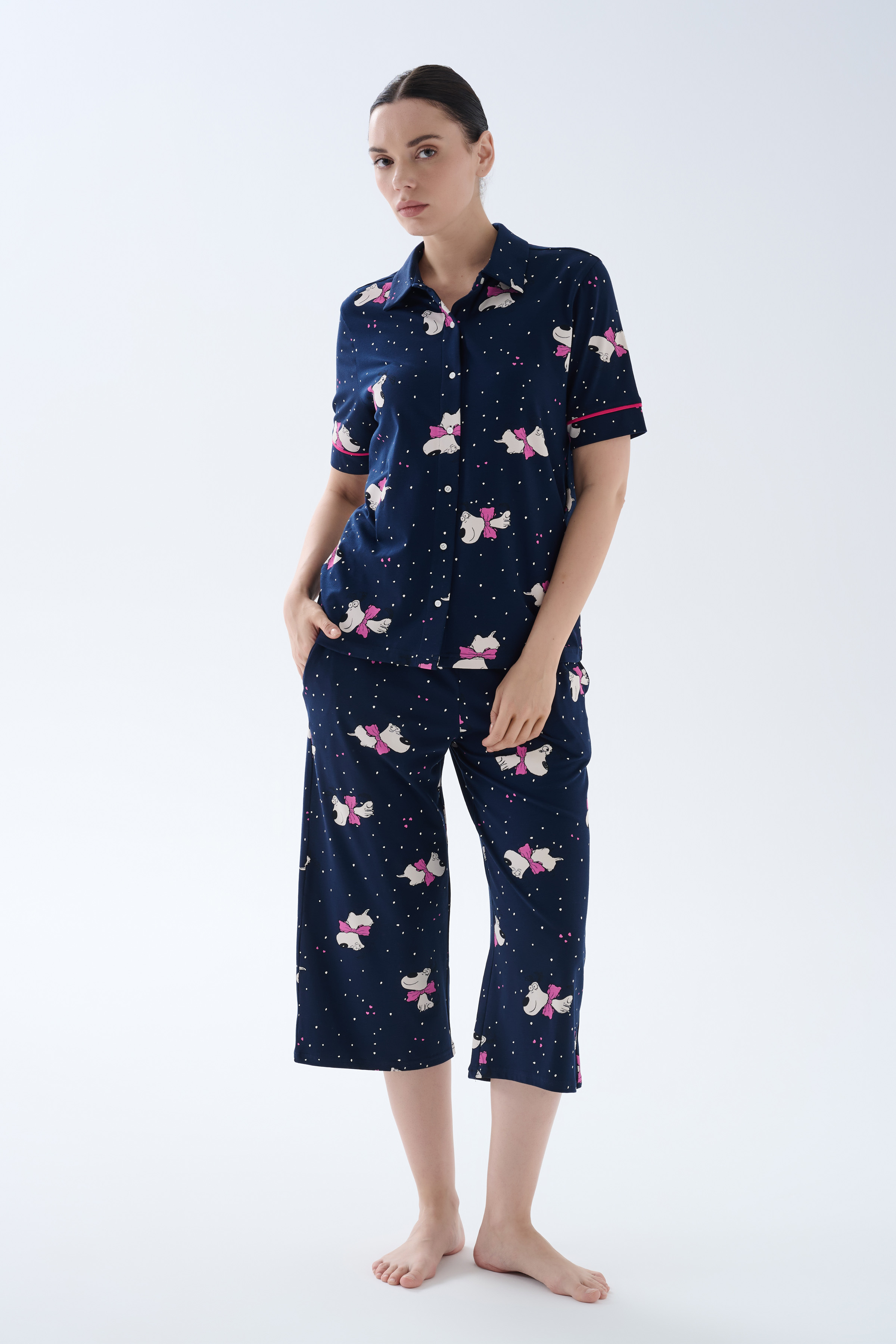 Kadın Pamuklu Kısa Kollu Gömlek Kapri Pijama Takımı