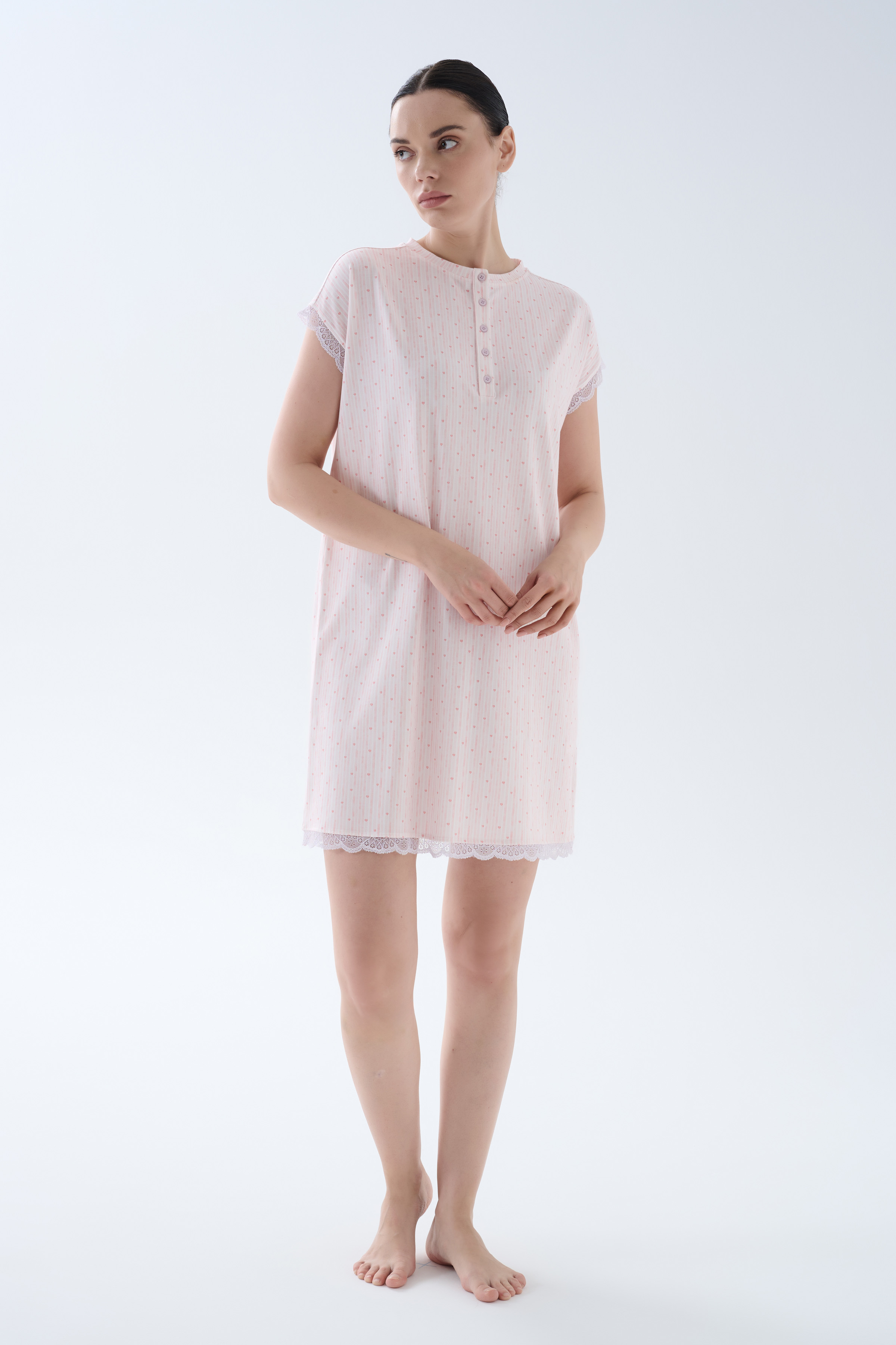 Kadın Pamuklu Dantel Detaylı Patlı Gecelik