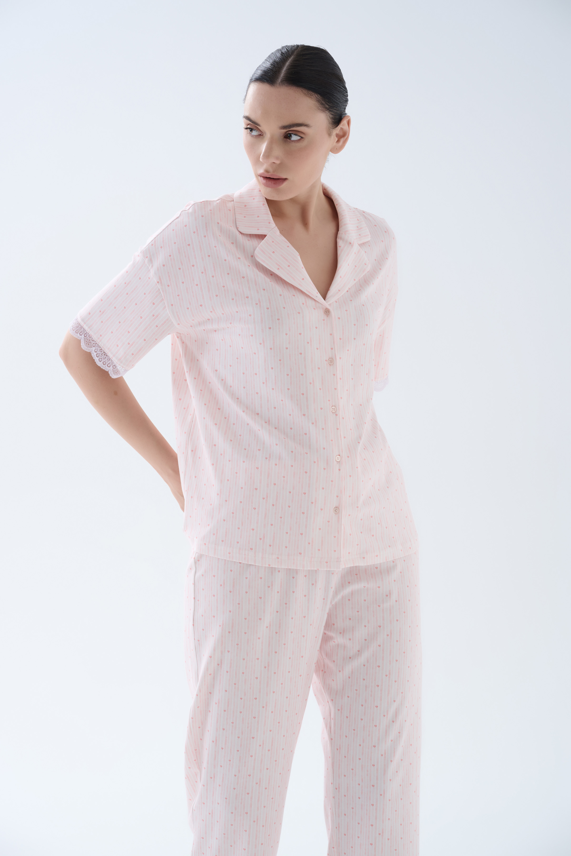 Kadın Pamuklu Dantel Detaylı Gömlek Pijama Üstü