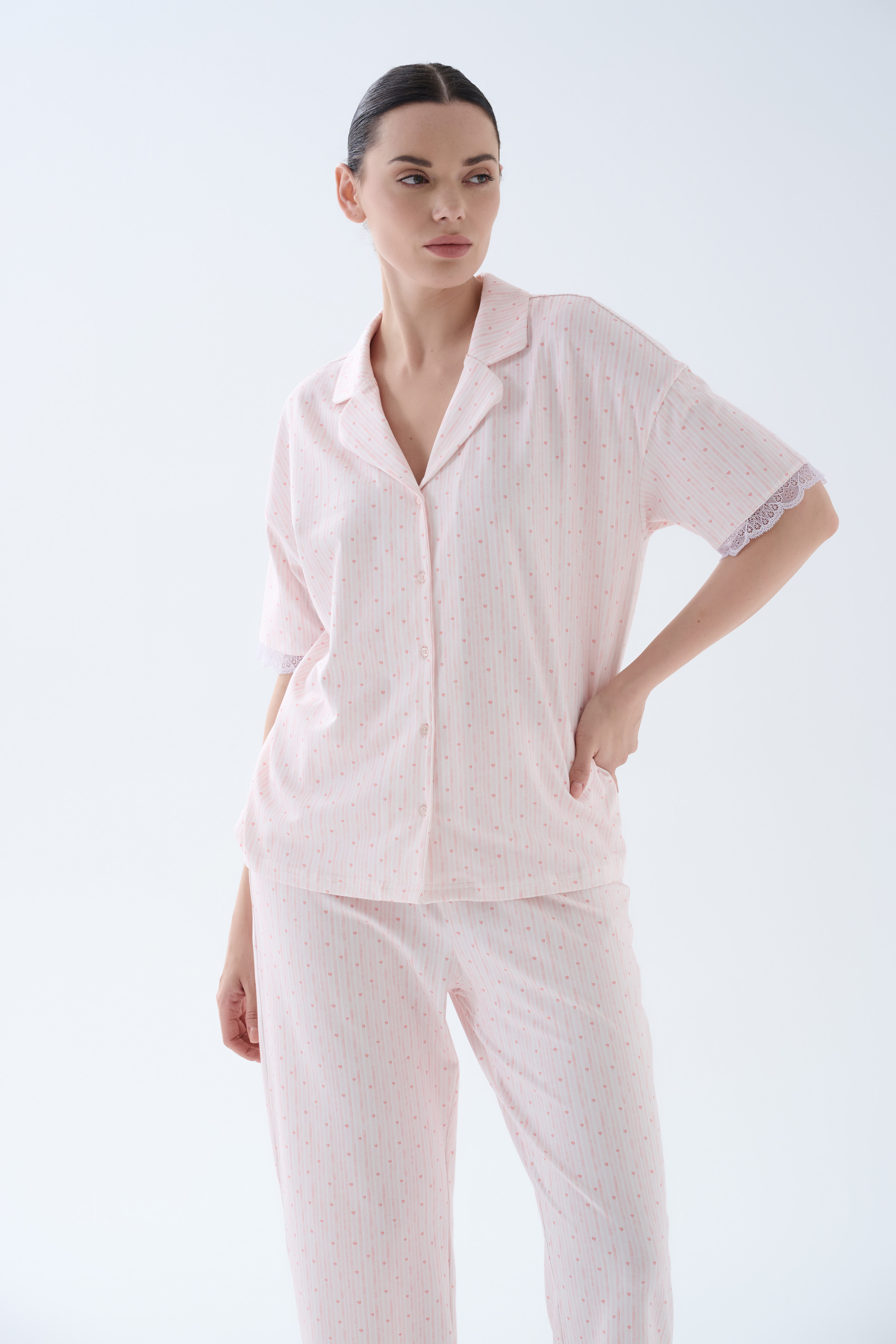 Kadın Pamuklu Dantel Detaylı Gömlek Pijama Üstü