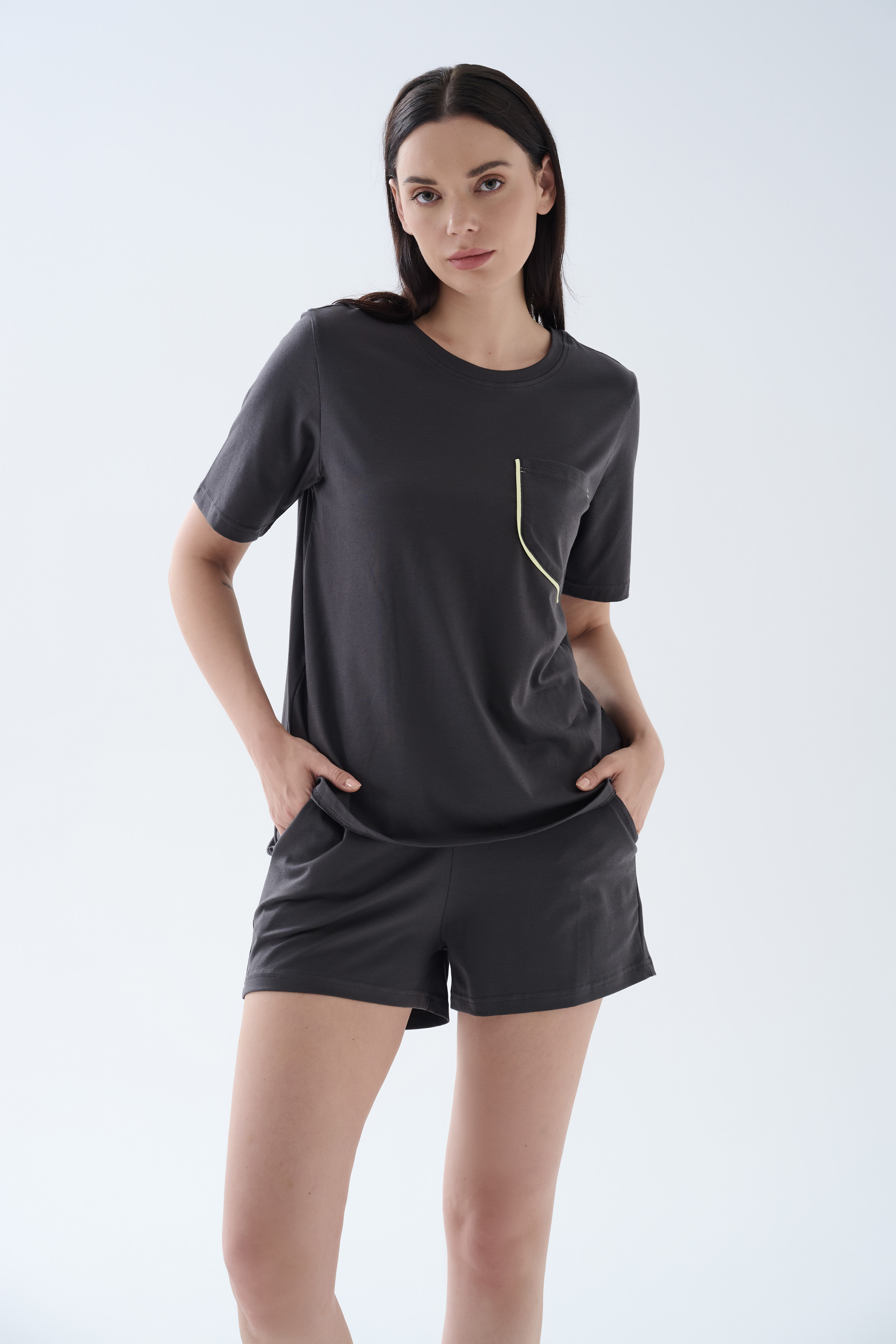 Kadın Pamuklu Kısa Kollu Pijama Üstü