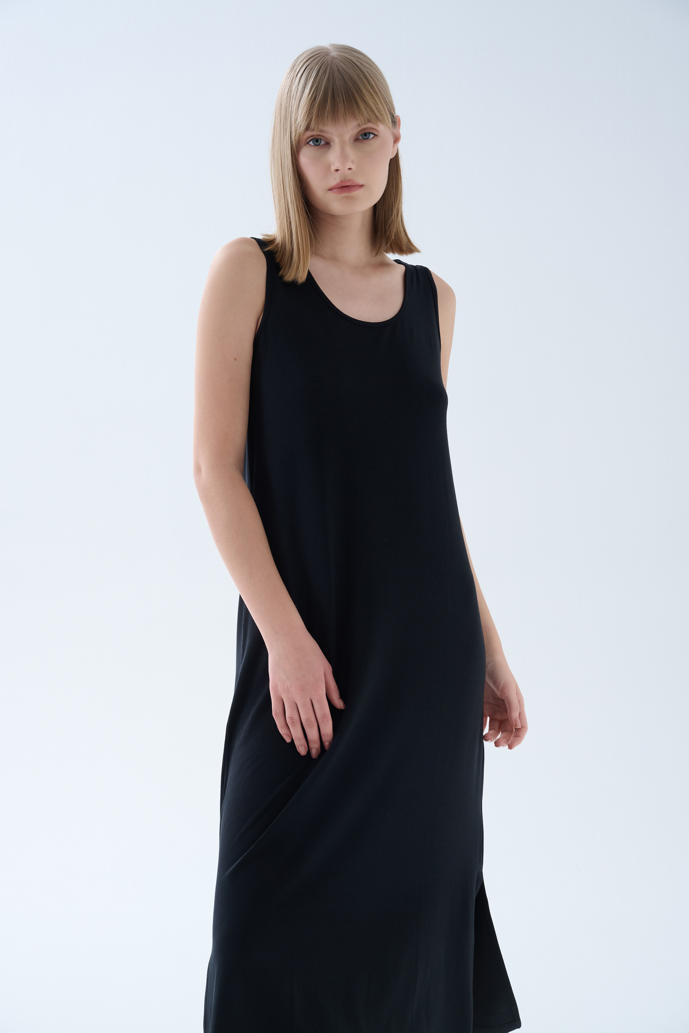 Kadın Modal Kolsuz Kalın Askılı Elbise