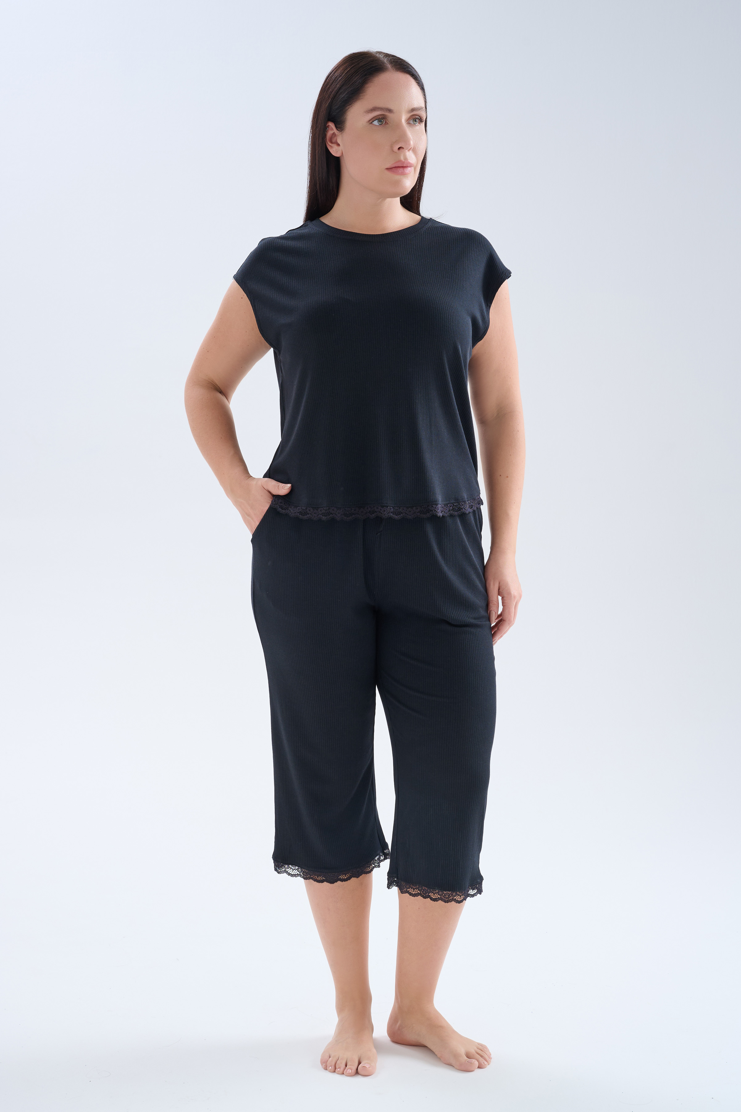 Kadın Plus Size Modal Kaşkorse Kolsuz Kapri Pijama Takımı