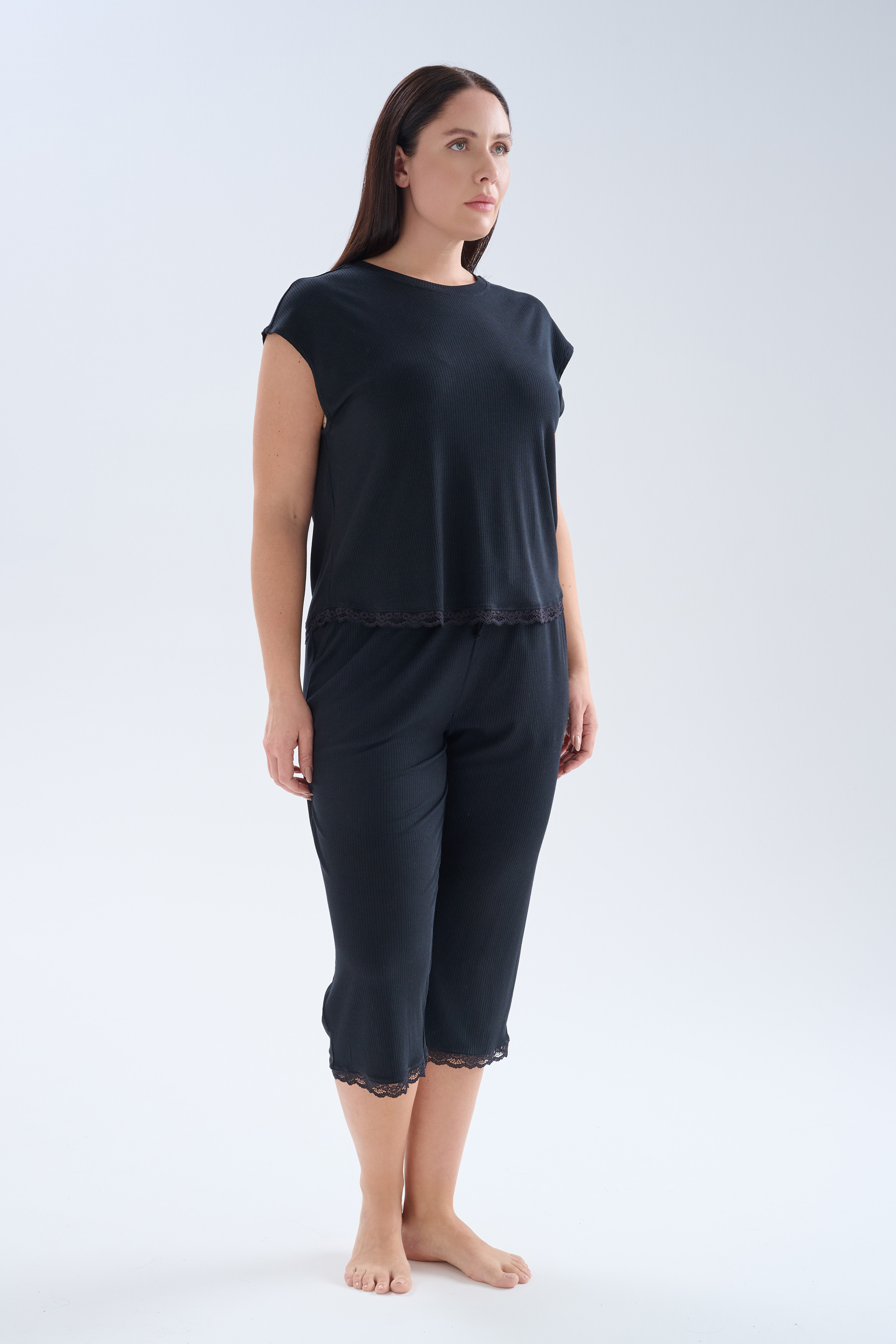 Kadın Plus Size Modal Kaşkorse Kolsuz Kapri Pijama Takımı