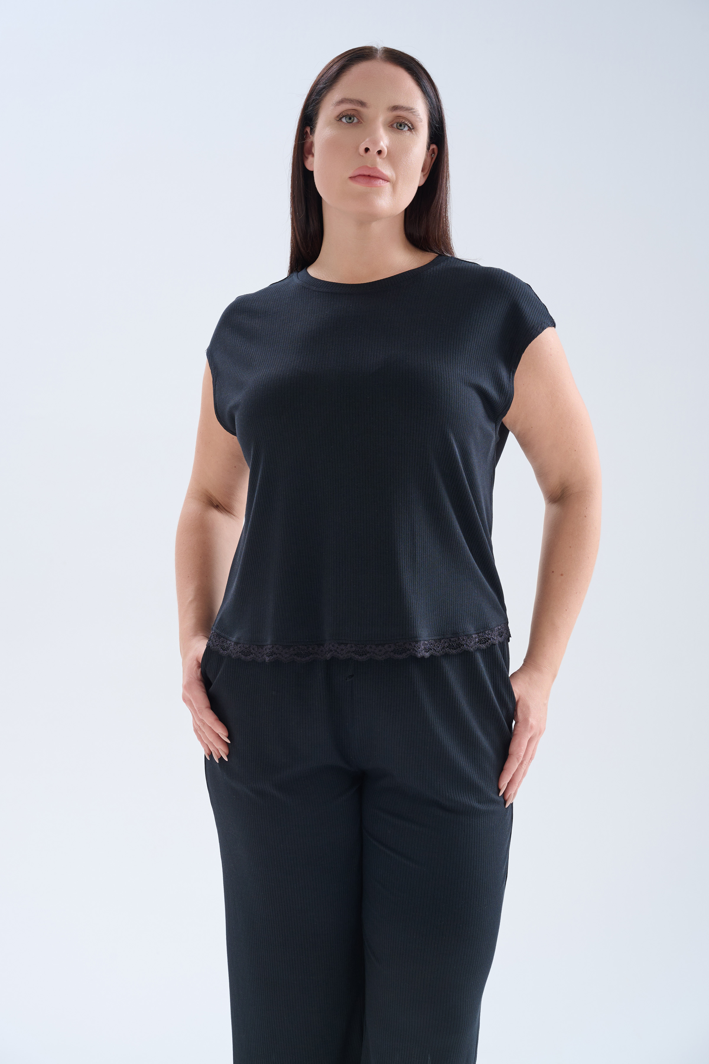 Kadın Plus Size Modal Kaşkorse Kolsuz Kapri Pijama Takımı